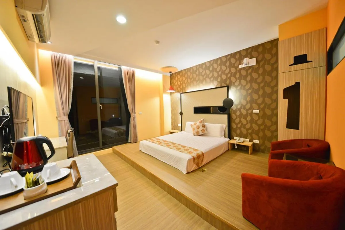 Bed in Oceanic Pearl Resort