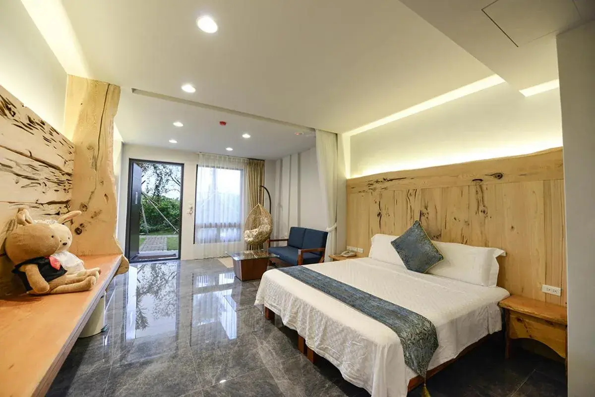 Garden View Deluxe Double Room with Bathtub in Oceanic Pearl Resort Garden View Deluxe Double Room with Bathtub in Oceanic Pearl Resort