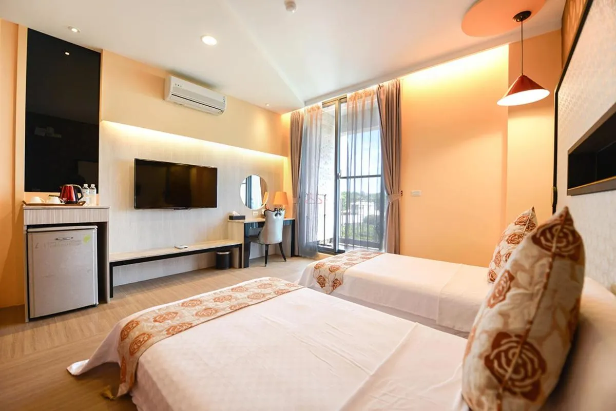 Bed in Oceanic Pearl Resort