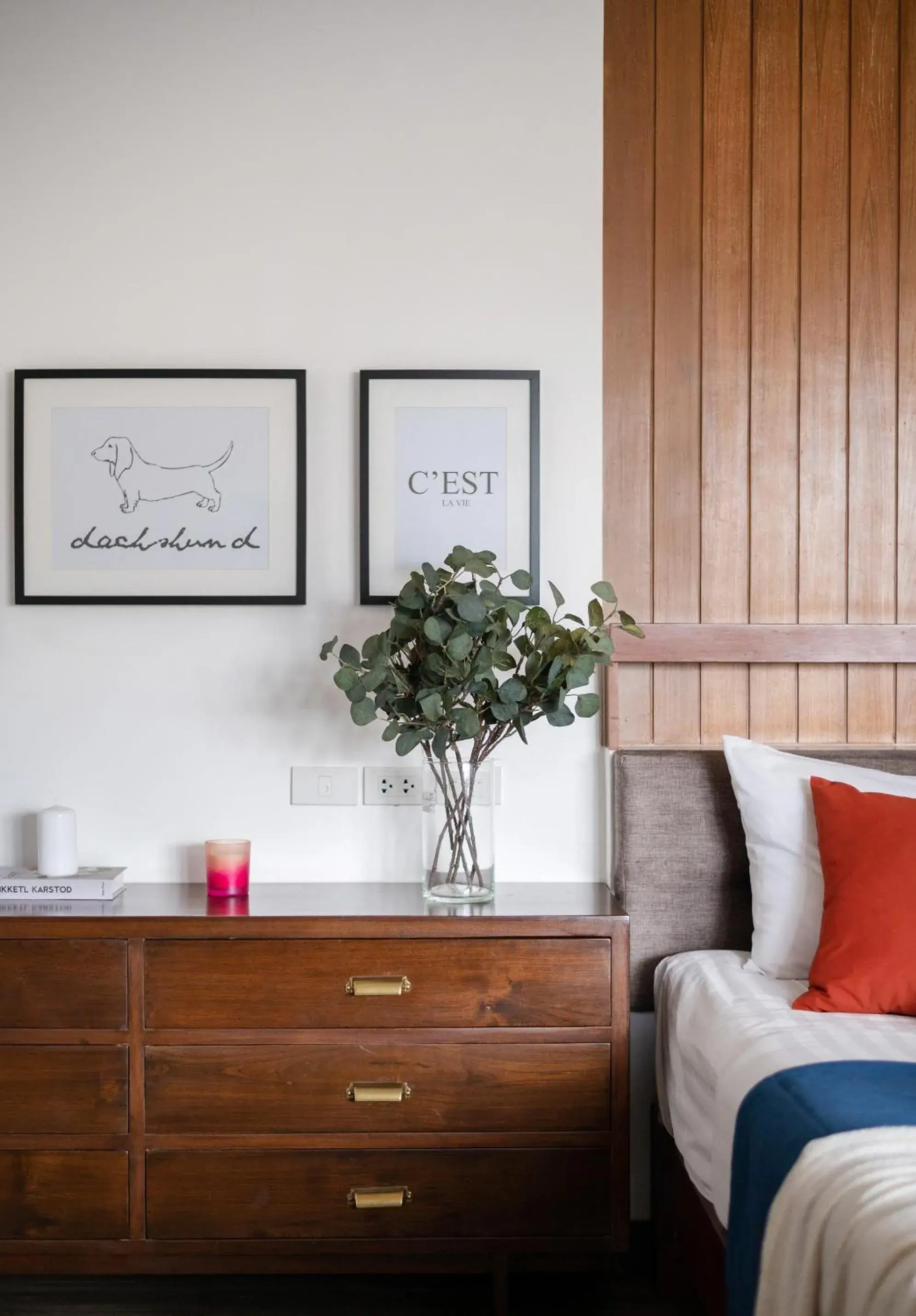 Bedroom, Bed in The Corner Lodge Bedroom, Bed in The Corner Lodge