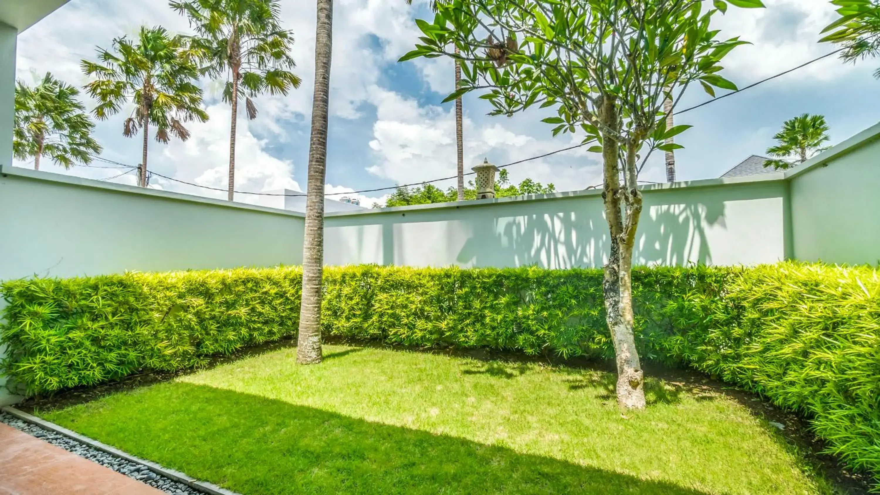 Property building in Sotis Villas Property building in Sotis Villas