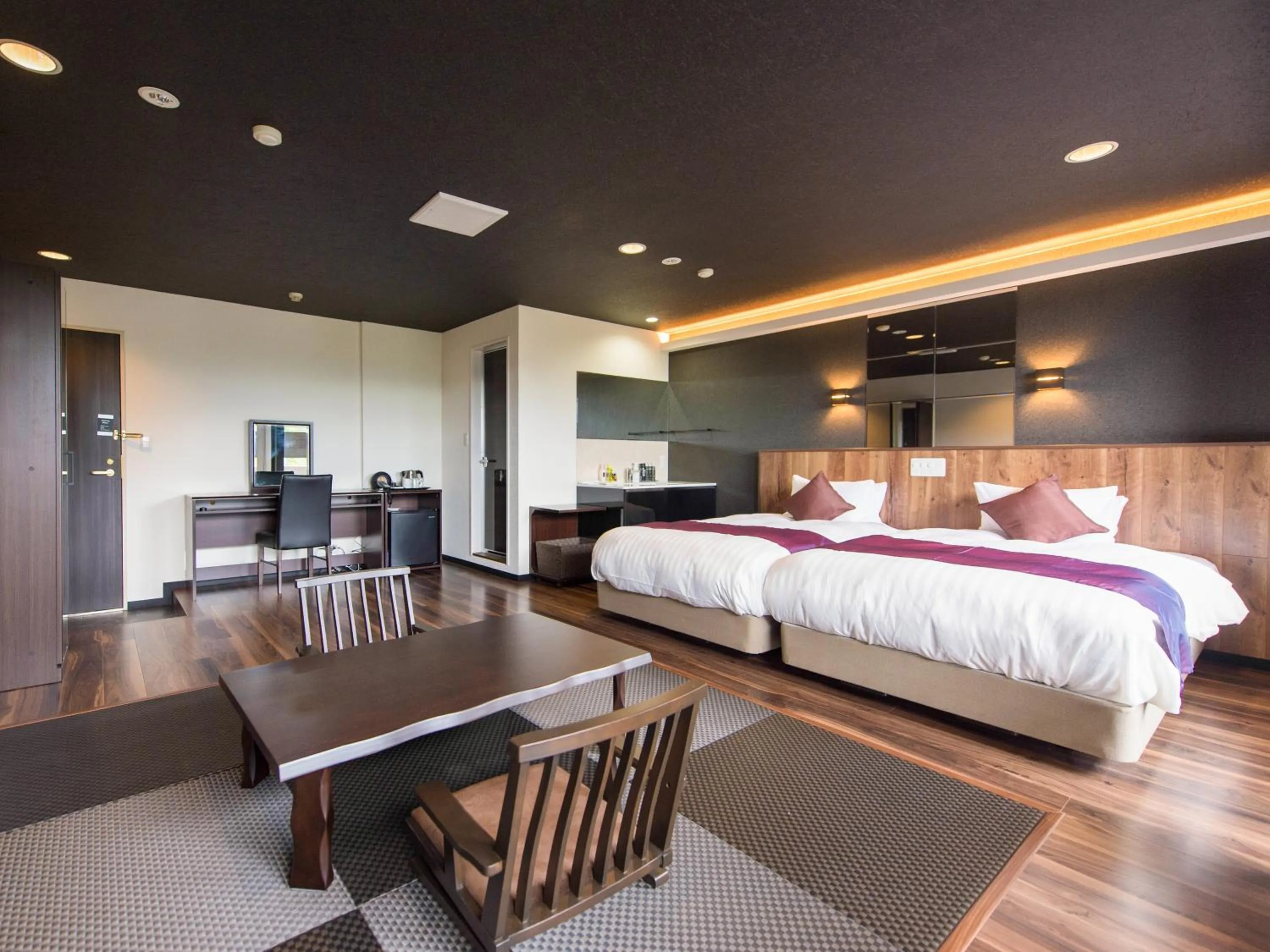 Photo of the whole room, Bed in LiVEMAX RESORT Aki Miyahama Onsen