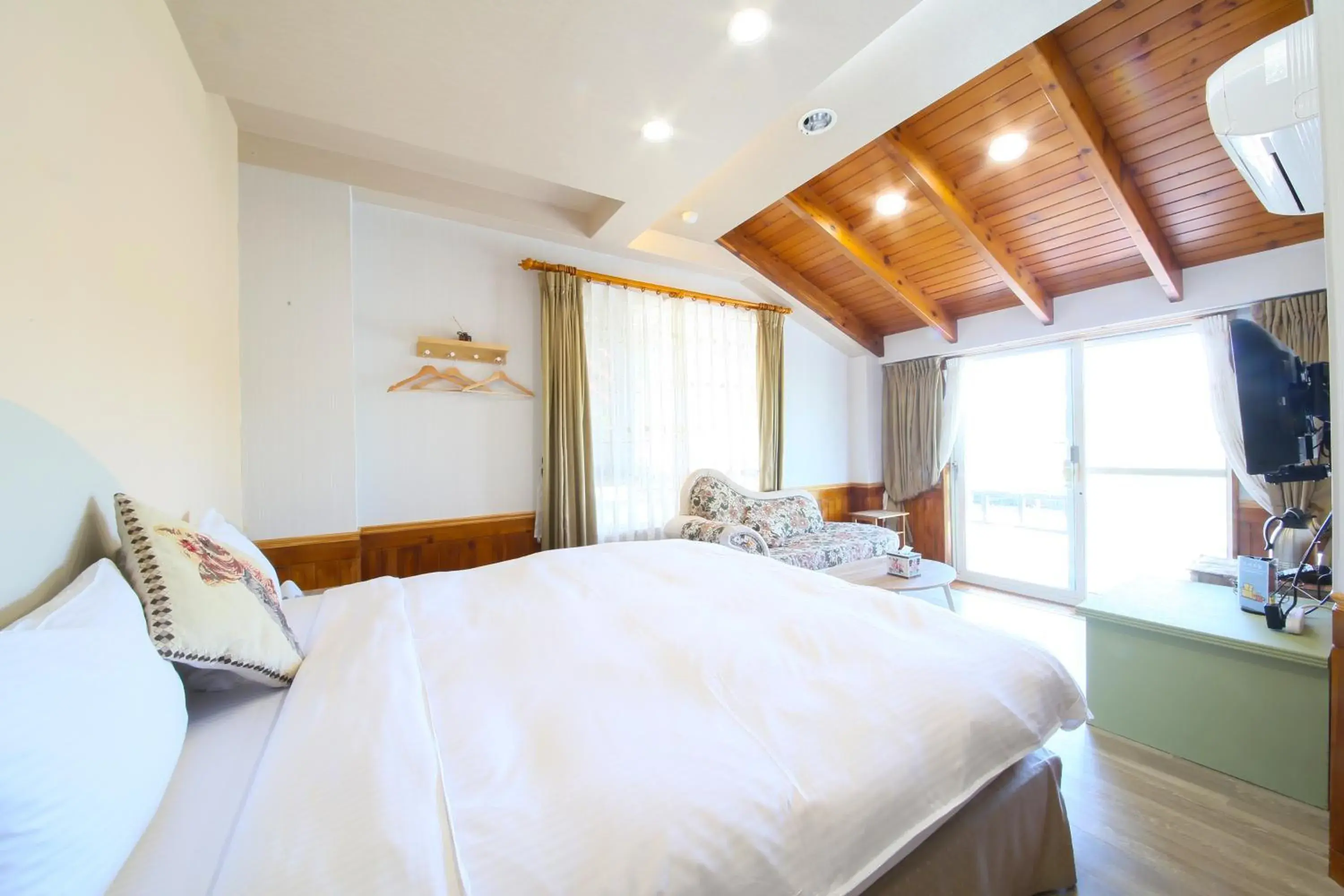 Double Room with Garden View in Dong Shan He B&B Double Room with Garden View in Dong Shan He B&B