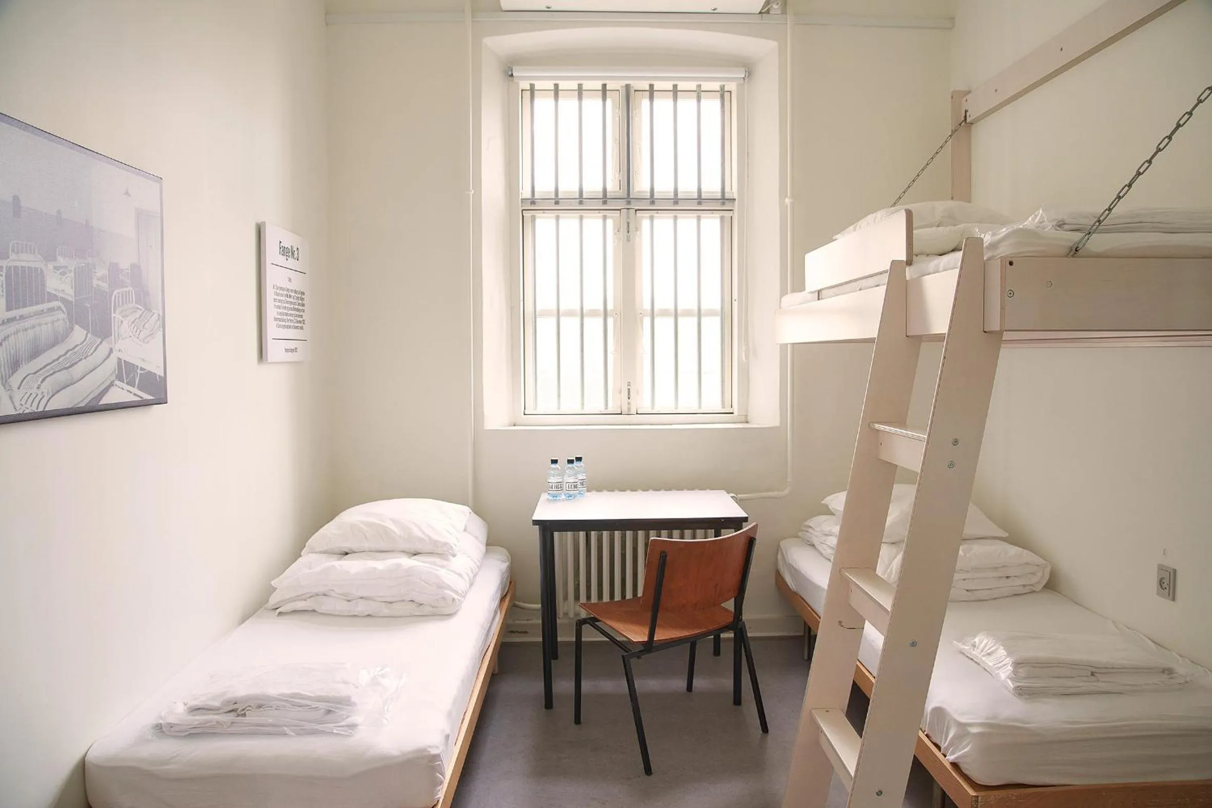 Triple Cell Room - Disability Access in SleepIn FÆNGSLET