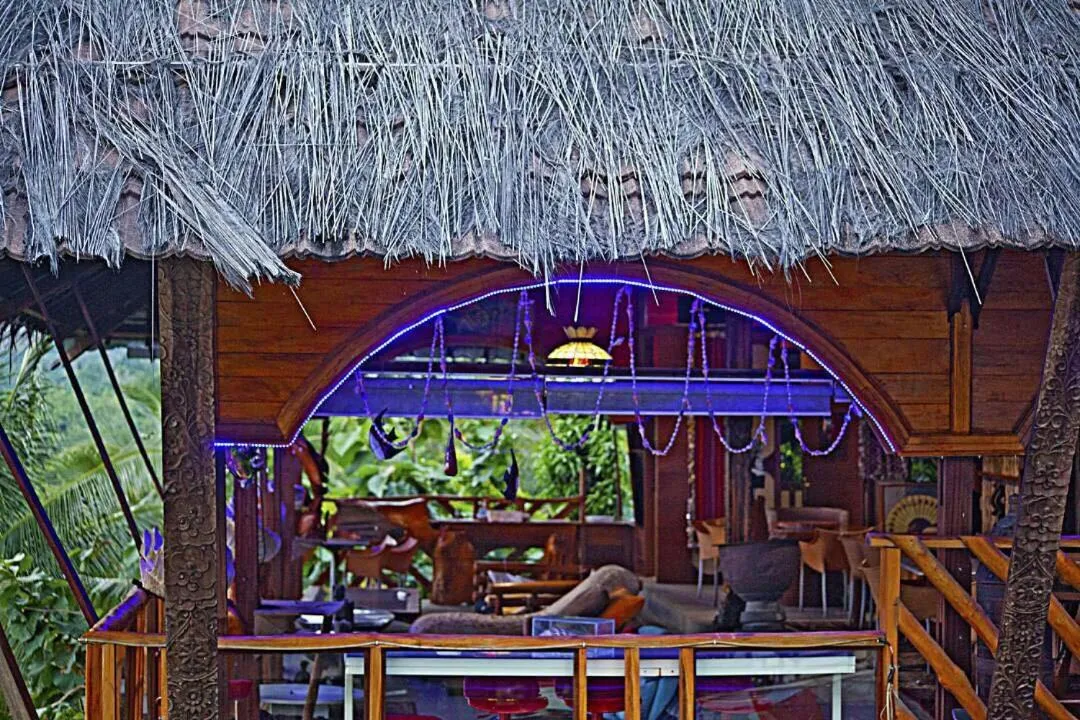 Karang Aji Beach Villa