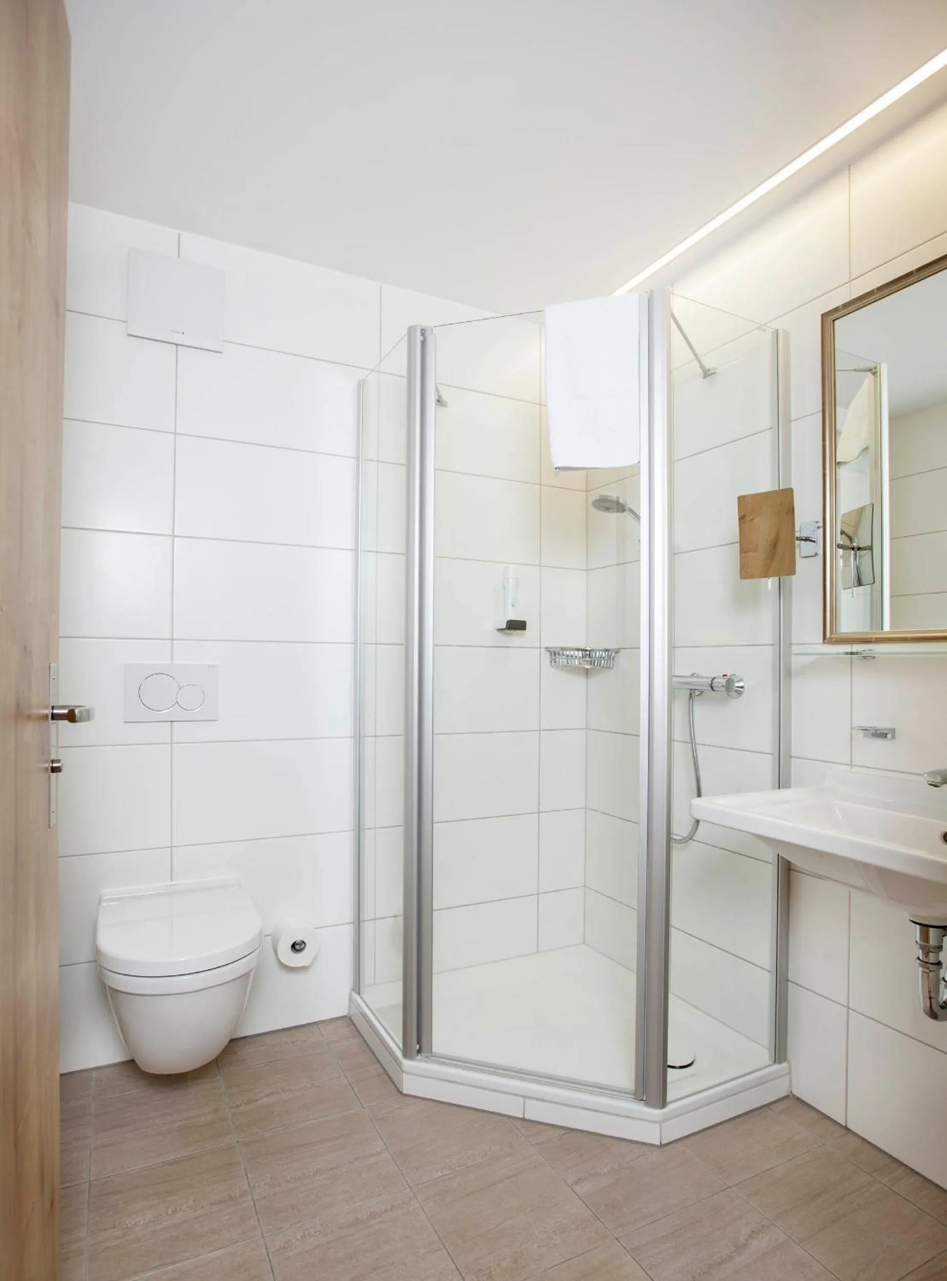 Shower in Gasthof - Hotel Zur Post