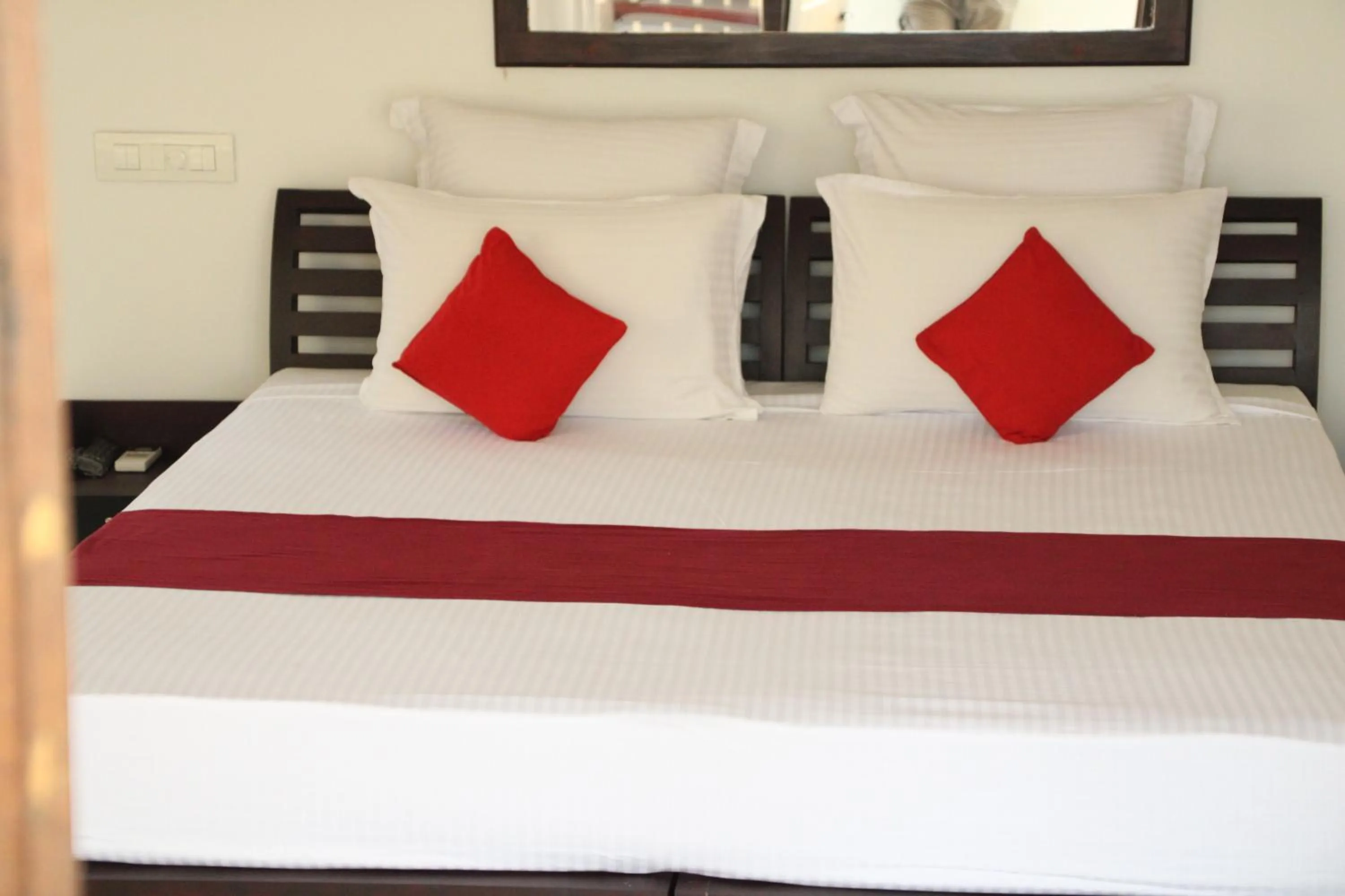 Bedroom, Bed in Petit Elephant