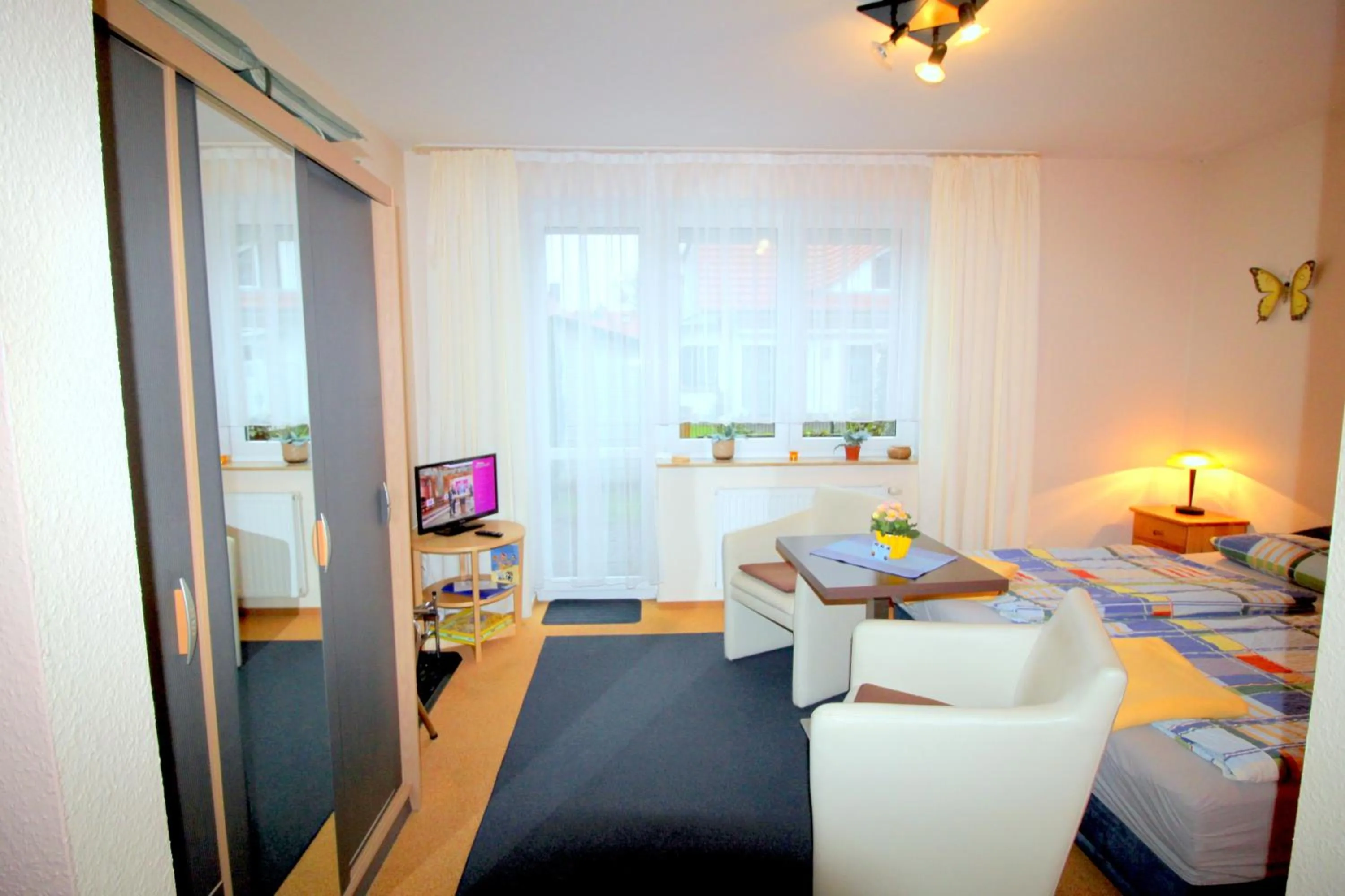 Photo of the whole room, Bed in Feriendomizil am Hafen