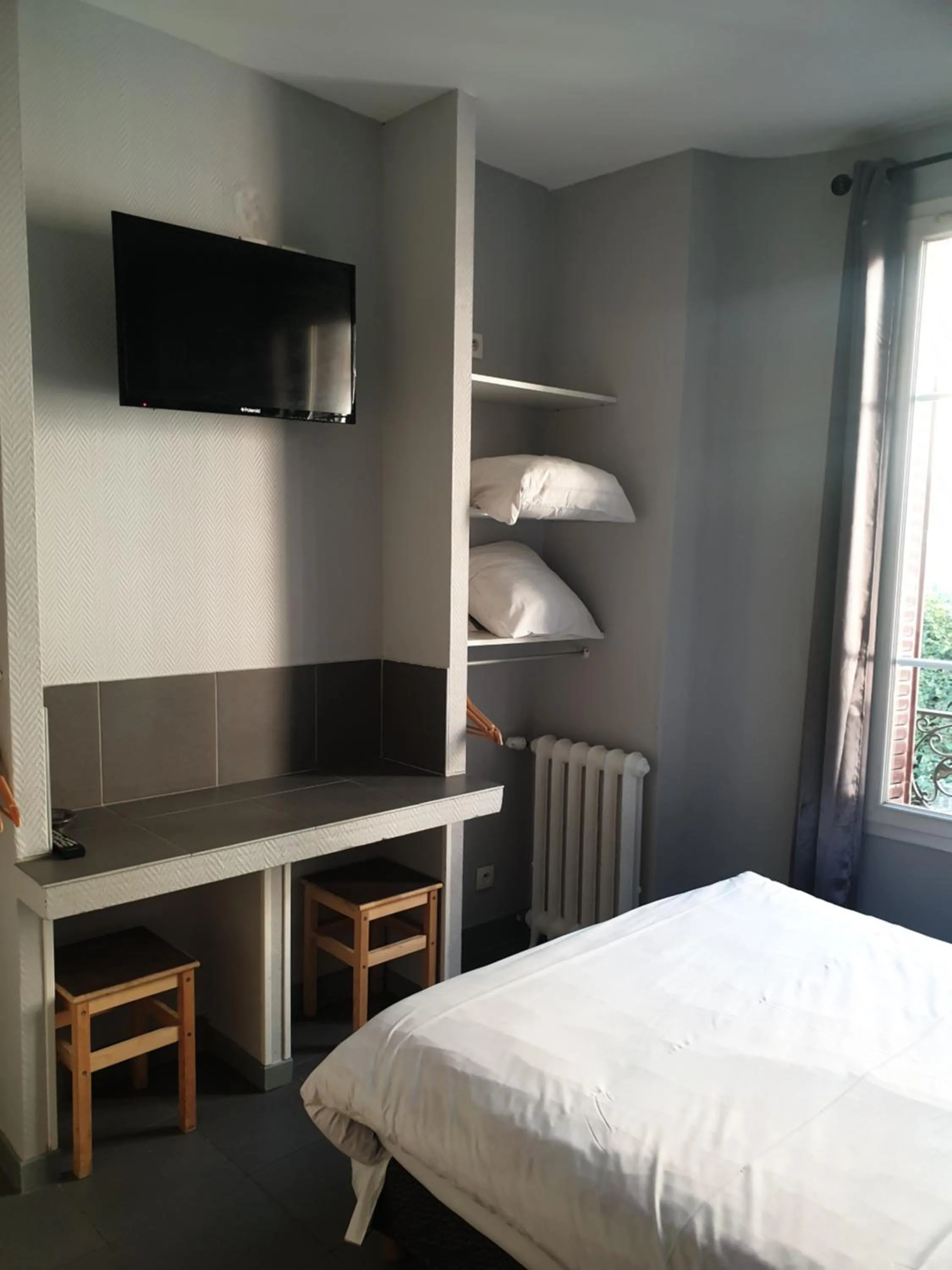Bed in Hôtel Belfort