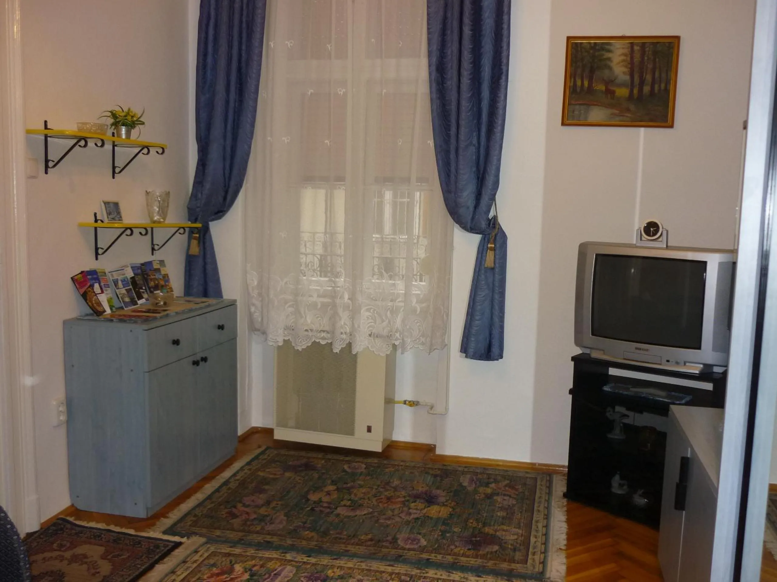 Photo of the whole room in Joe Apartman Budapest
