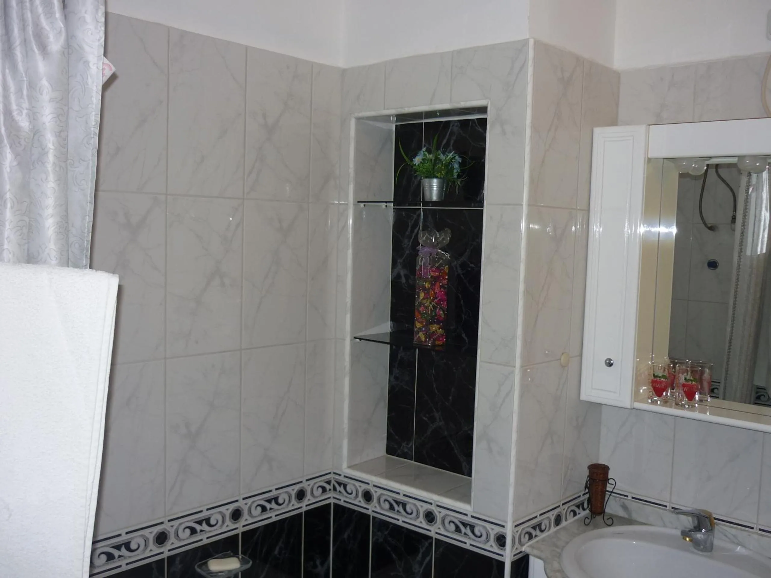 Bathroom in Joe Apartman Budapest