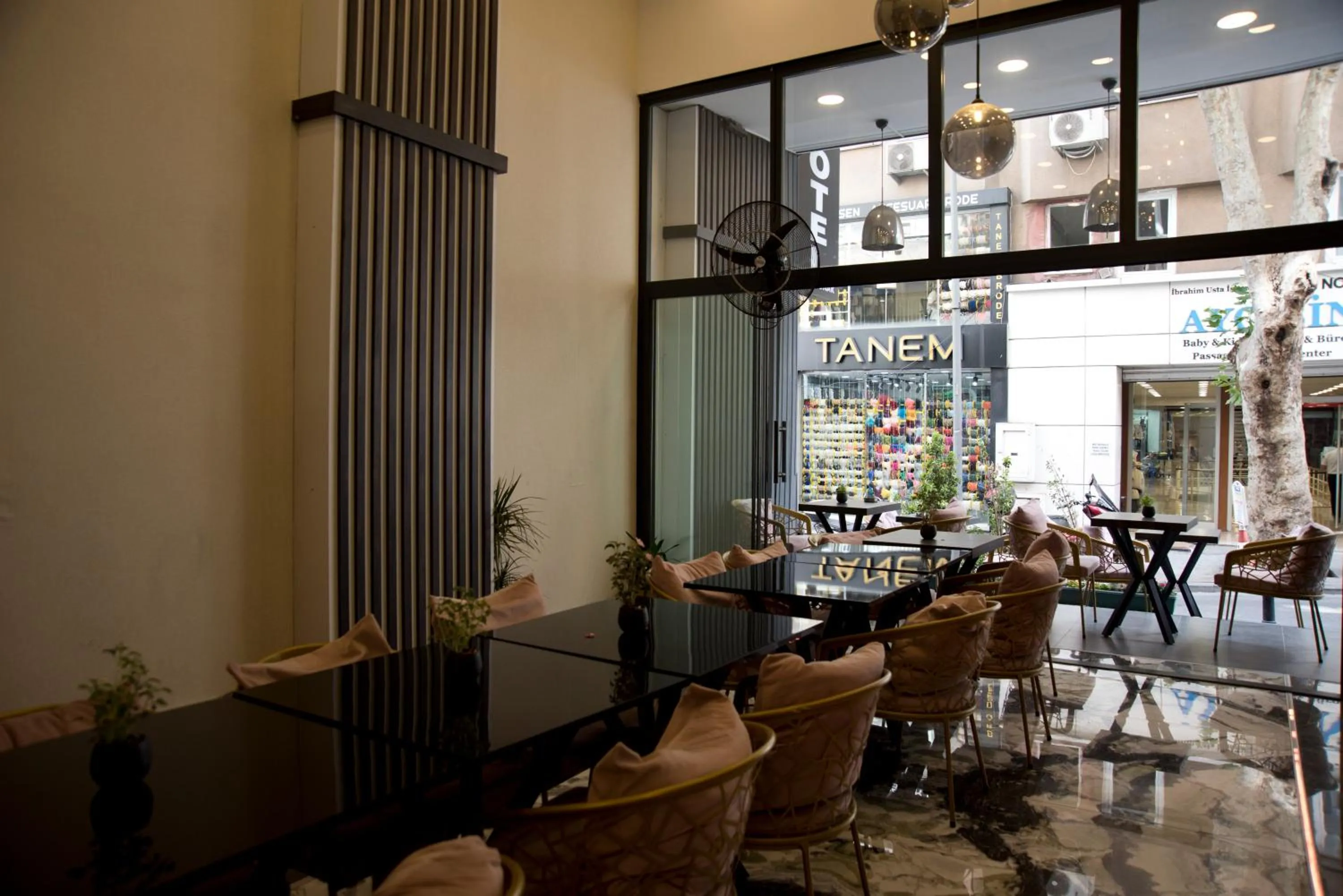 Lobby or reception in Vali Konak Hotel Nişantaşı