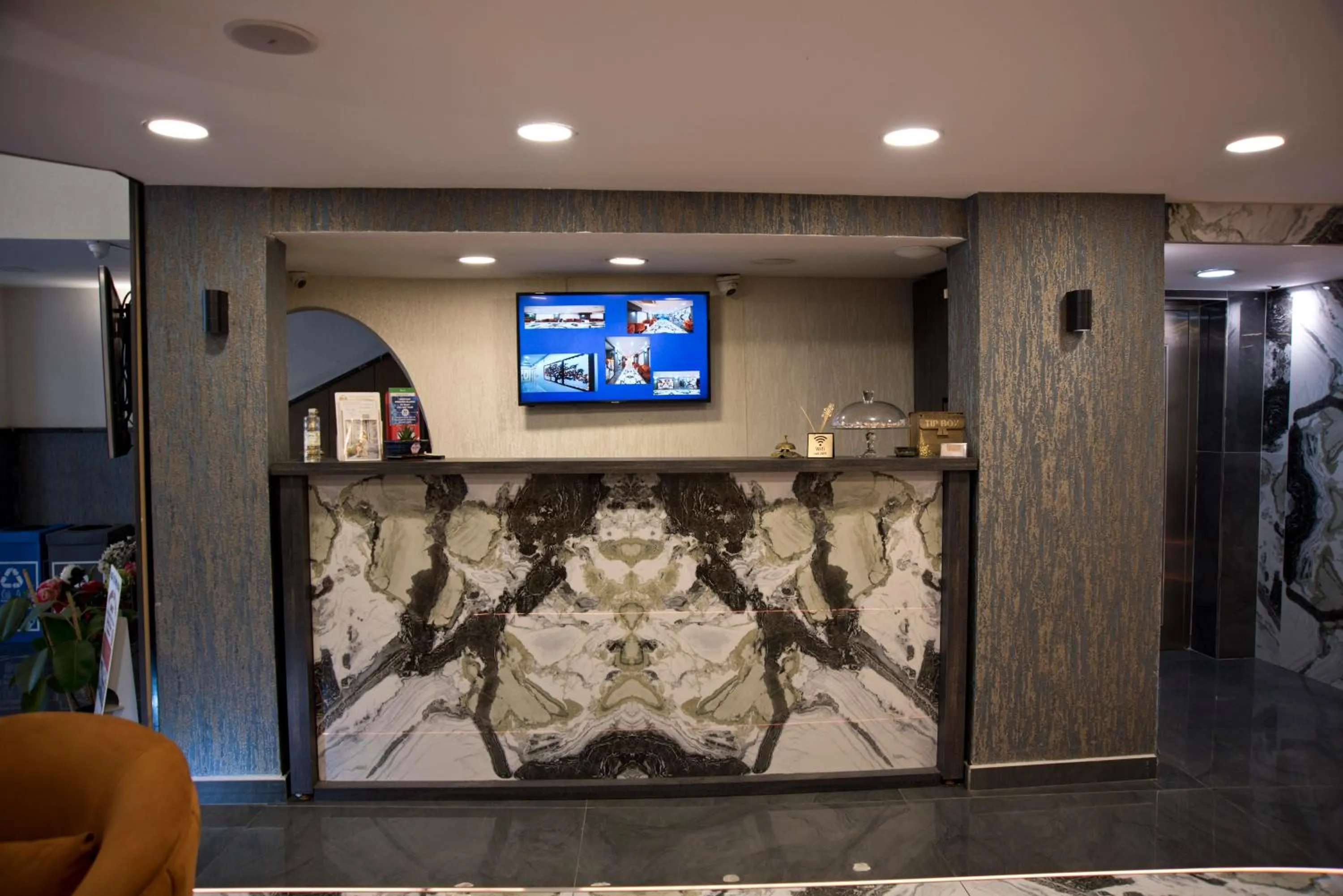 Lobby or reception in Vali Konak Hotel Nişantaşı