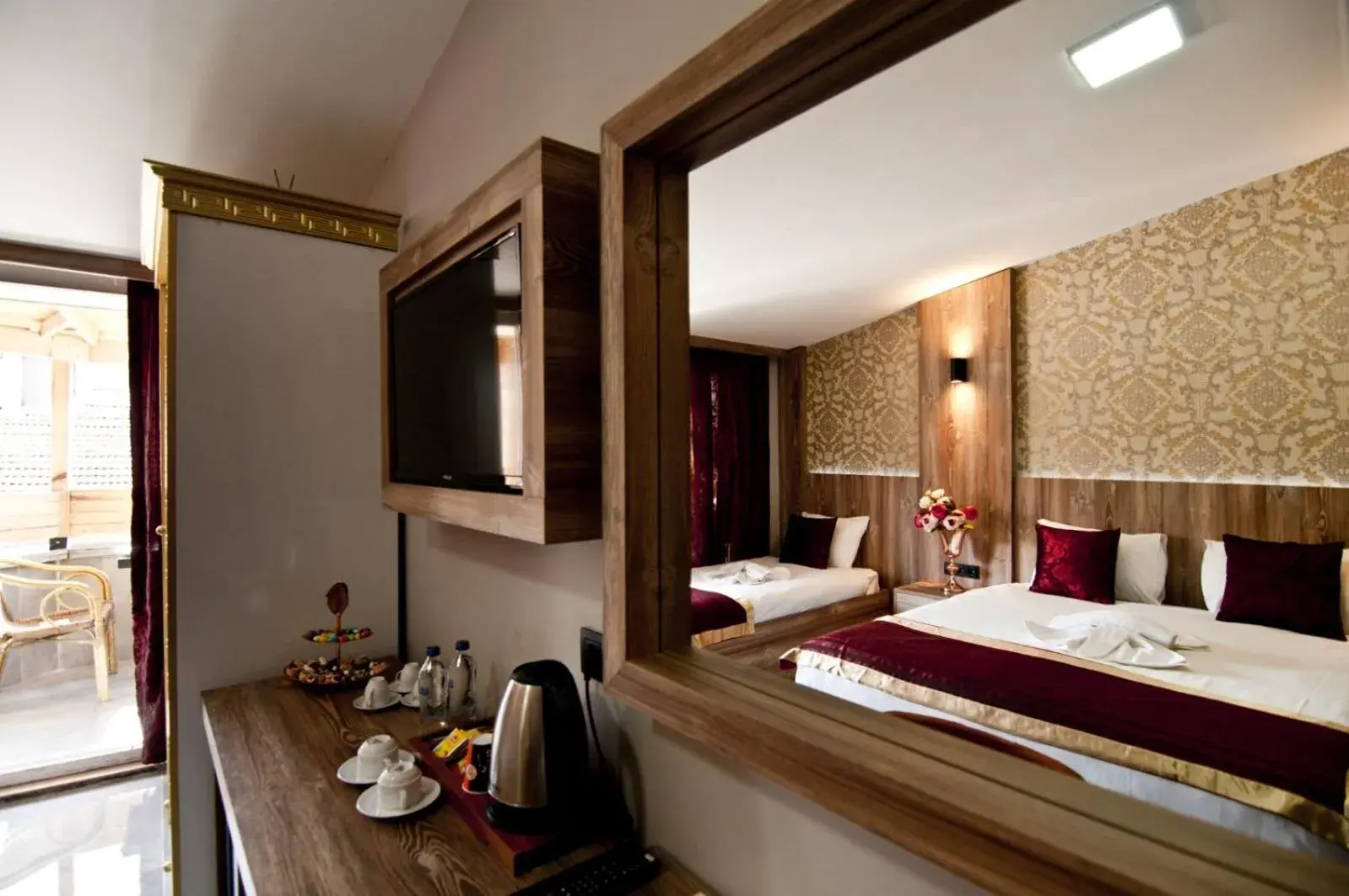 Photo of the whole room, Bed in Vali Konak Hotel Nişantaşı Photo of the whole room, Bed in Vali Konak Hotel Nişantaşı