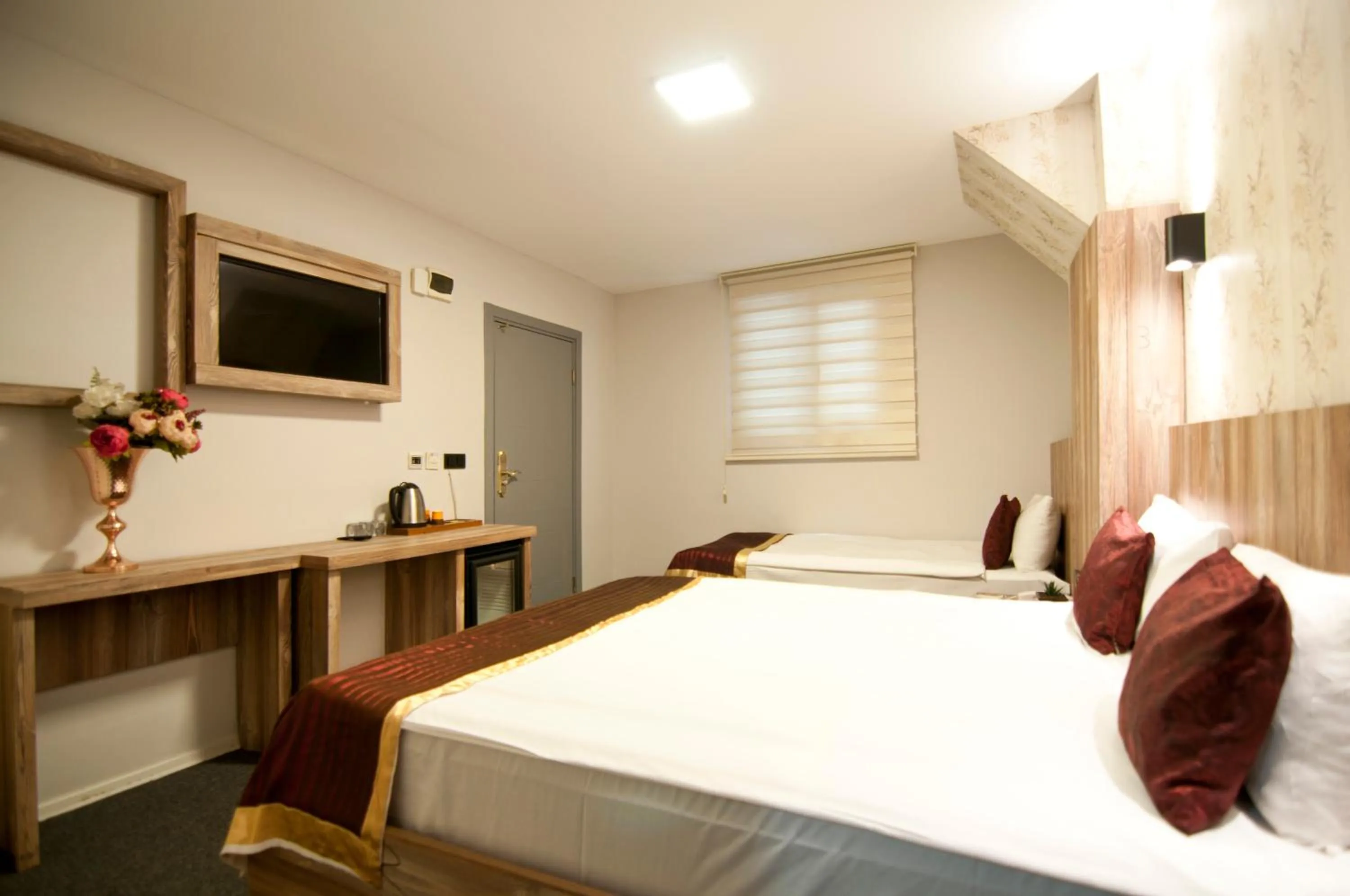 Photo of the whole room, Bed in Vali Konak Hotel Nişantaşı