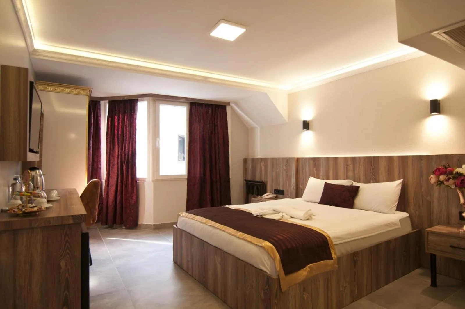 Photo of the whole room, Bed in Vali Konak Hotel Nişantaşı