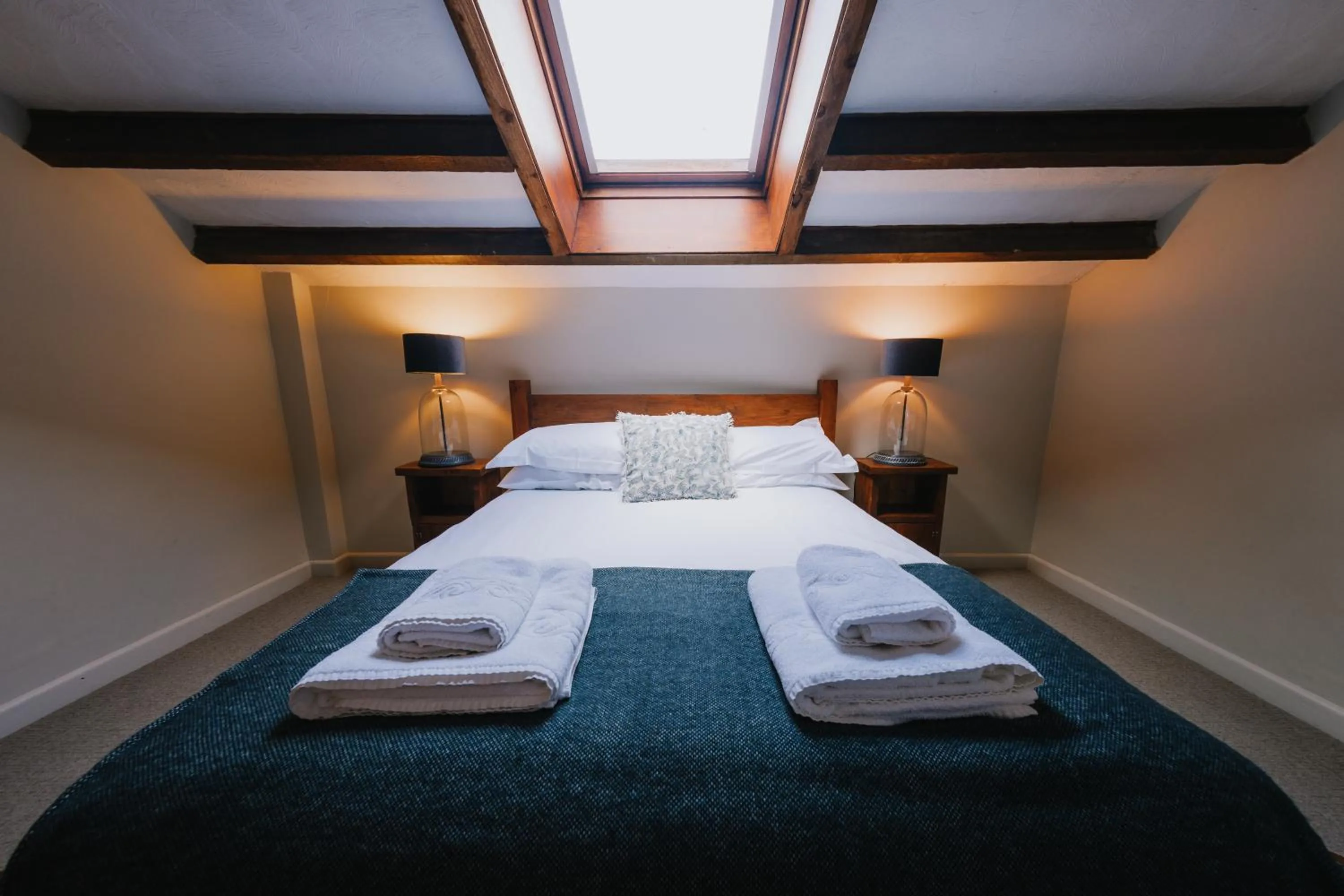 Bed in East Thorne - Cornwall