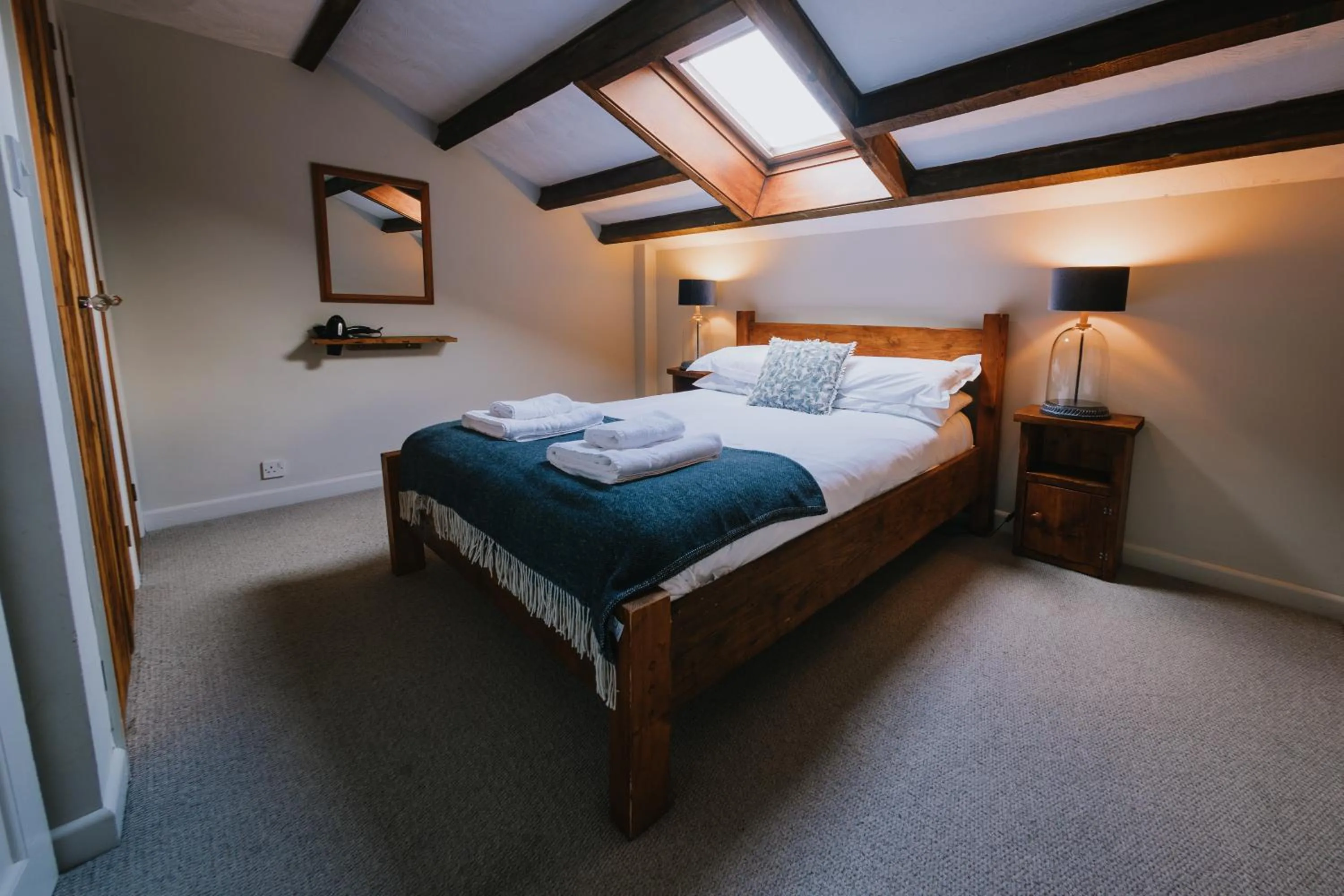 Bed in East Thorne - Cornwall