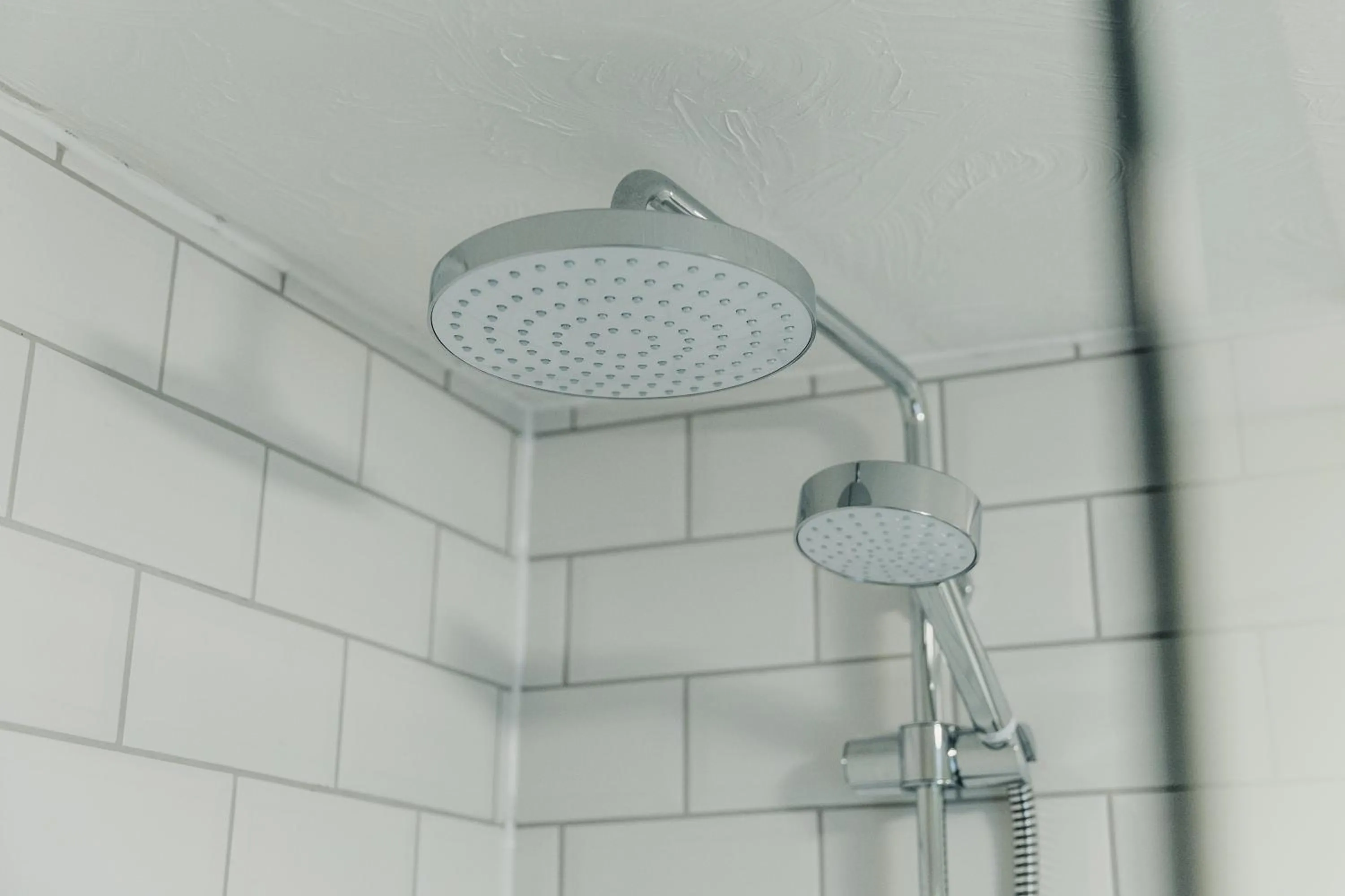 Shower in East Thorne - Cornwall