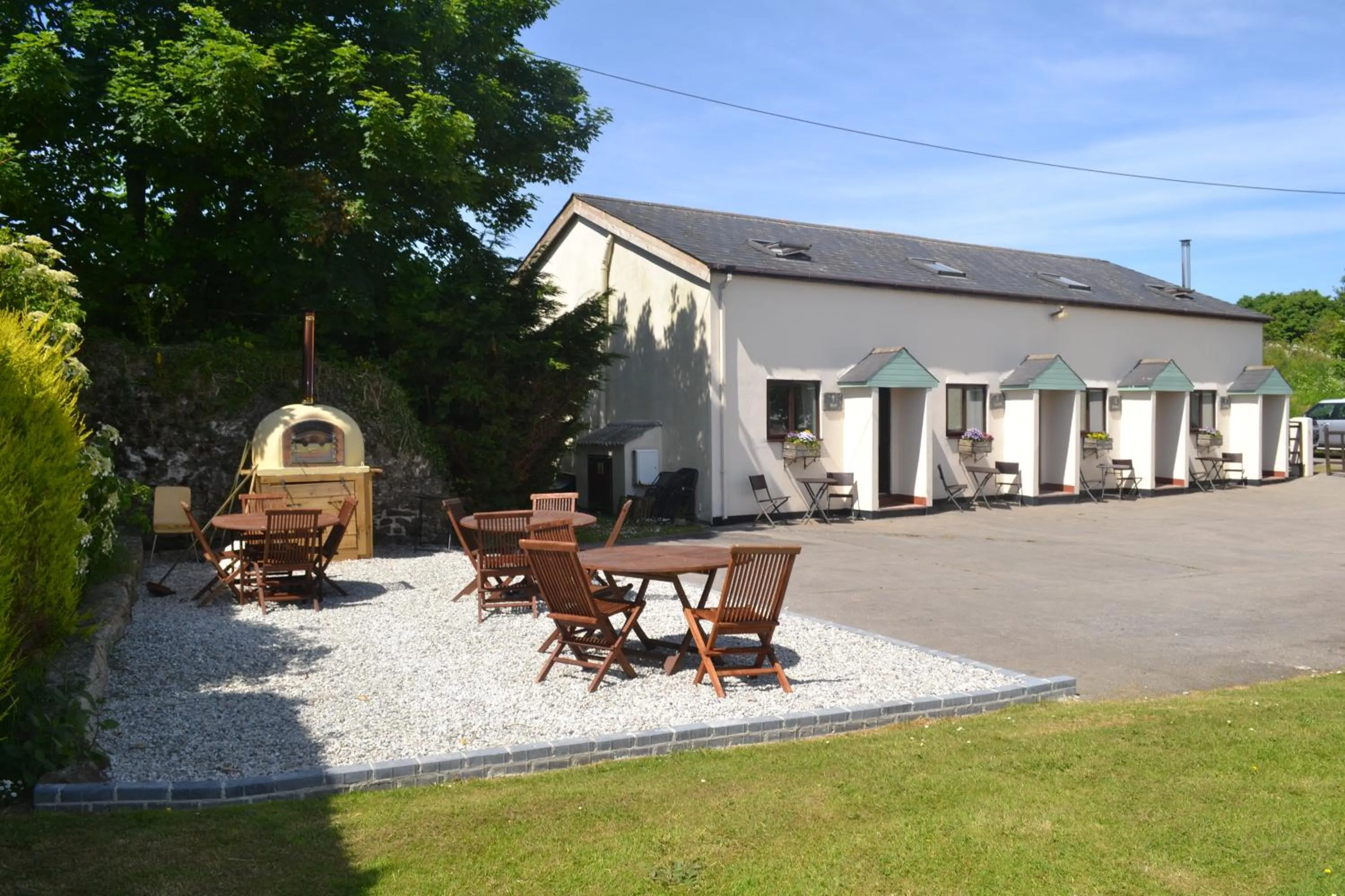 BBQ facilities in East Thorne - Cornwall