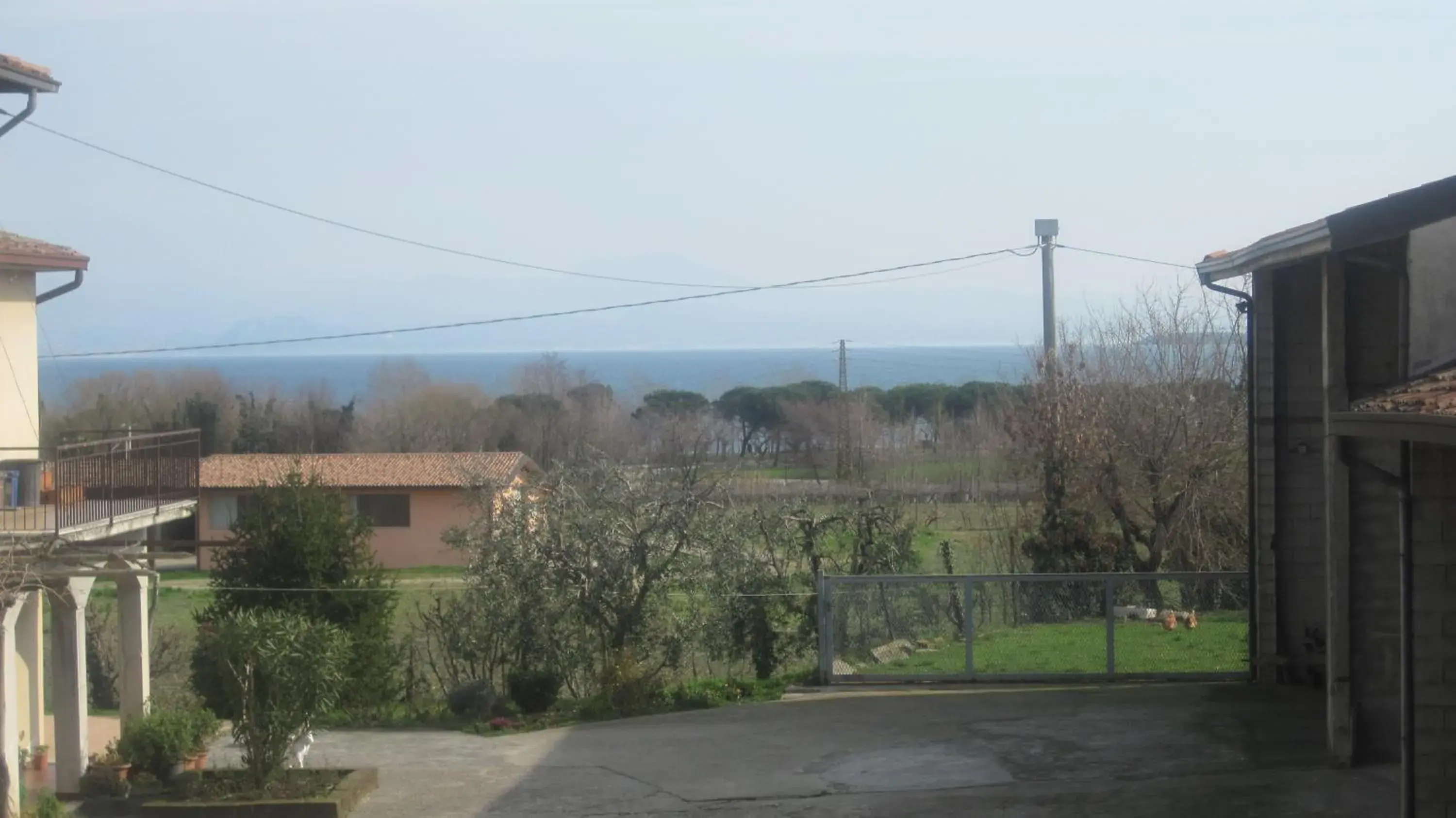 Quadruple Room with Private Bathroom - single occupancy in Art Gallery Rooms Quadruple Room with Private Bathroom - single occupancy in Art Gallery Rooms