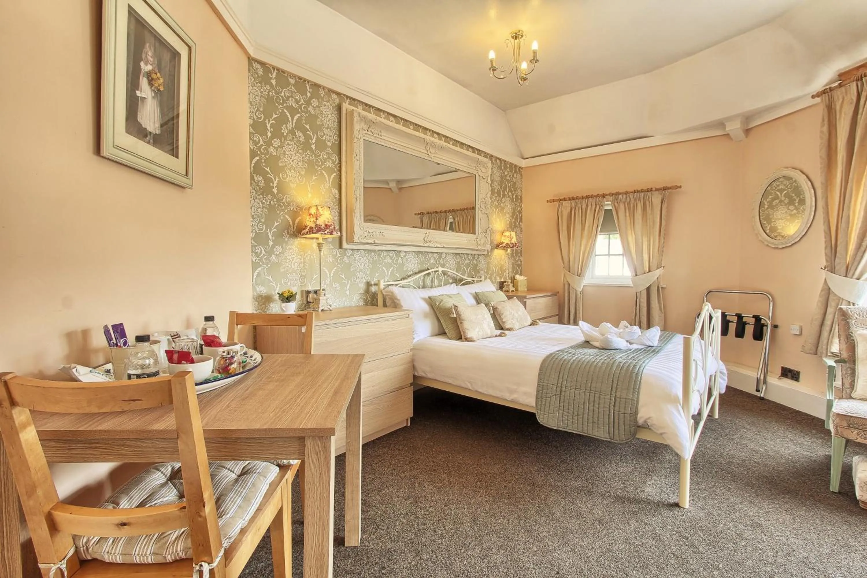 Bedroom, Bed in The Stockton Arms Hotel