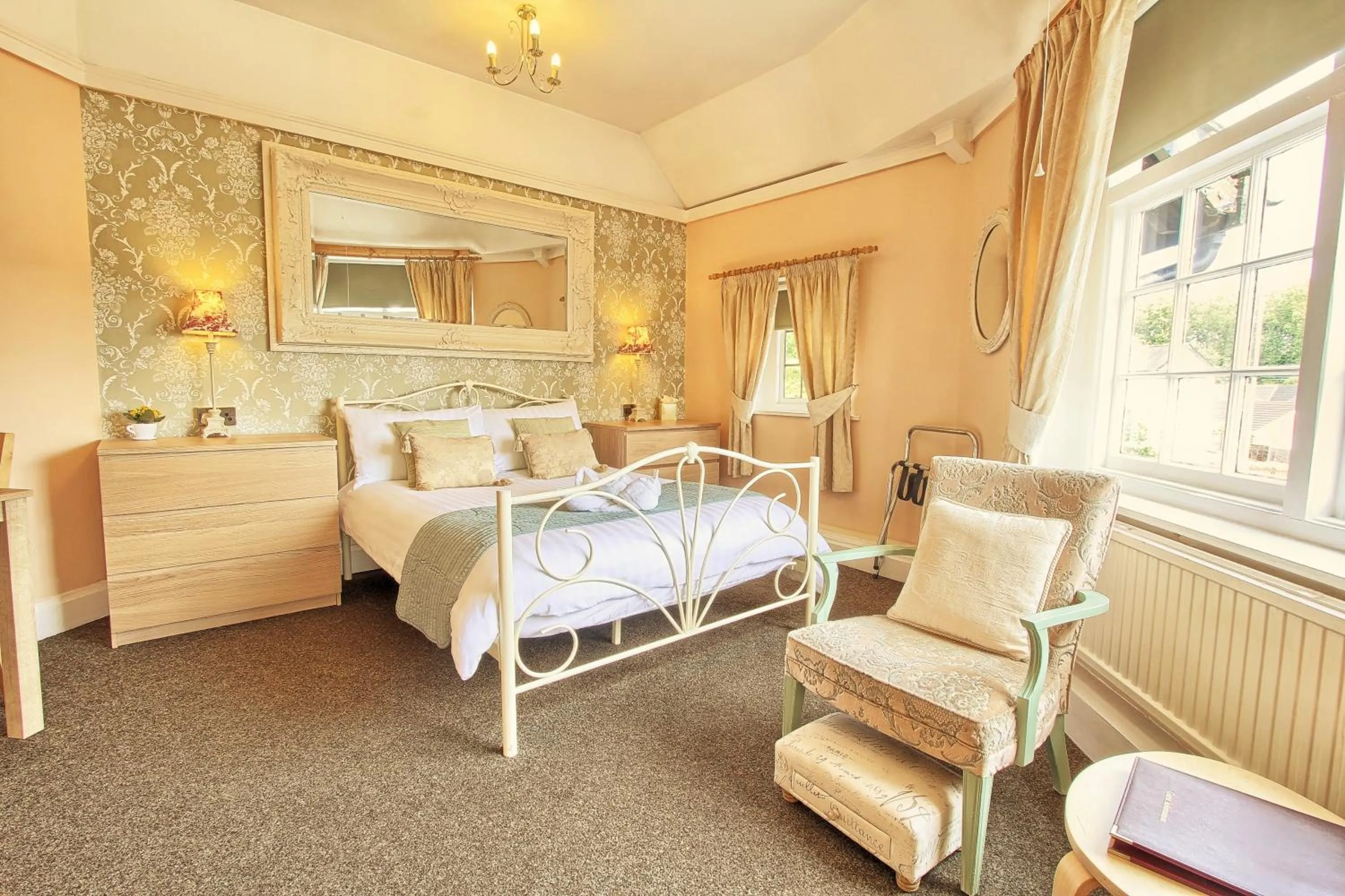 Bedroom, Bed in The Stockton Arms Hotel