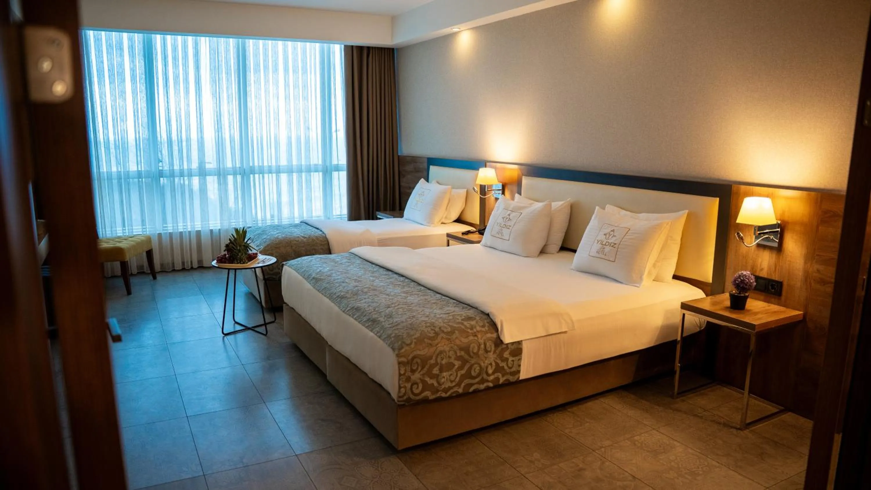 Bedroom, Bed in Yildiz Life Hotel