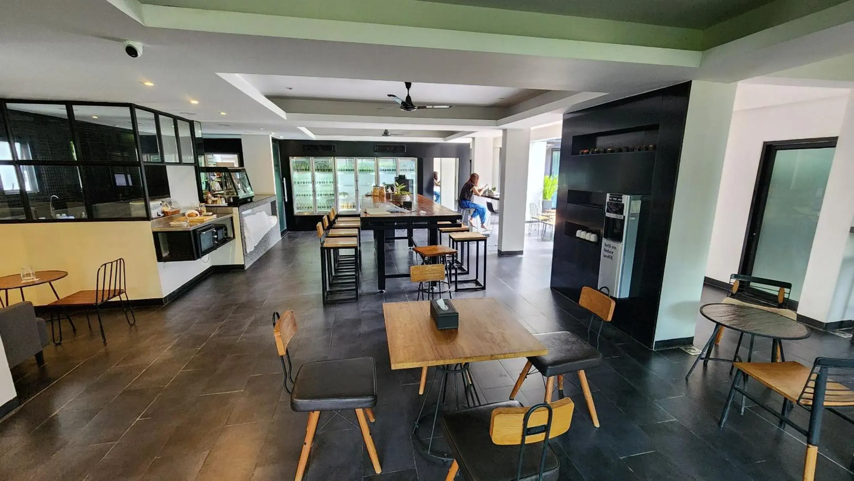 Property building in iWualai Hotel Property building in iWualai Hotel