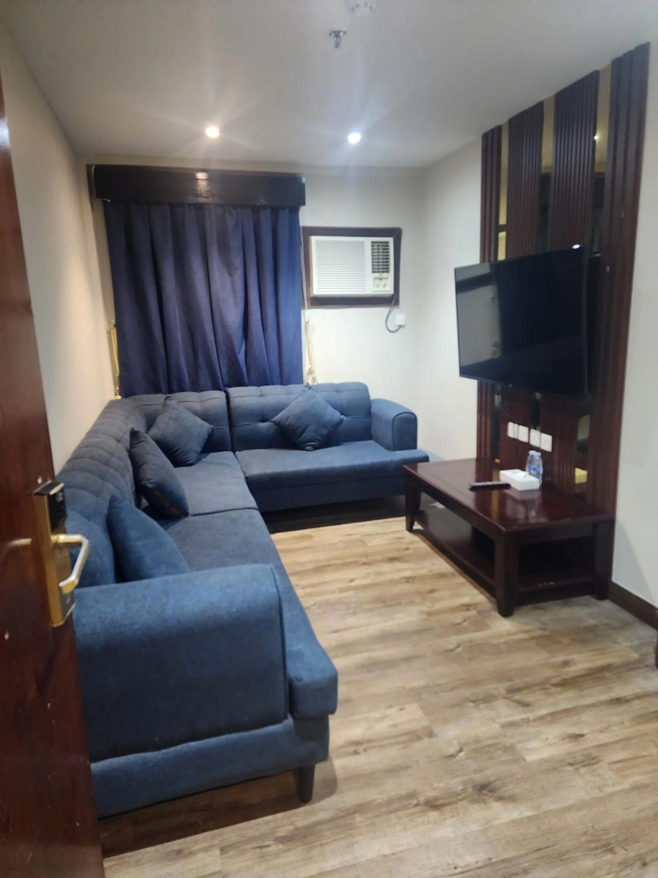 Makarim Al Nakheel serviced apartments