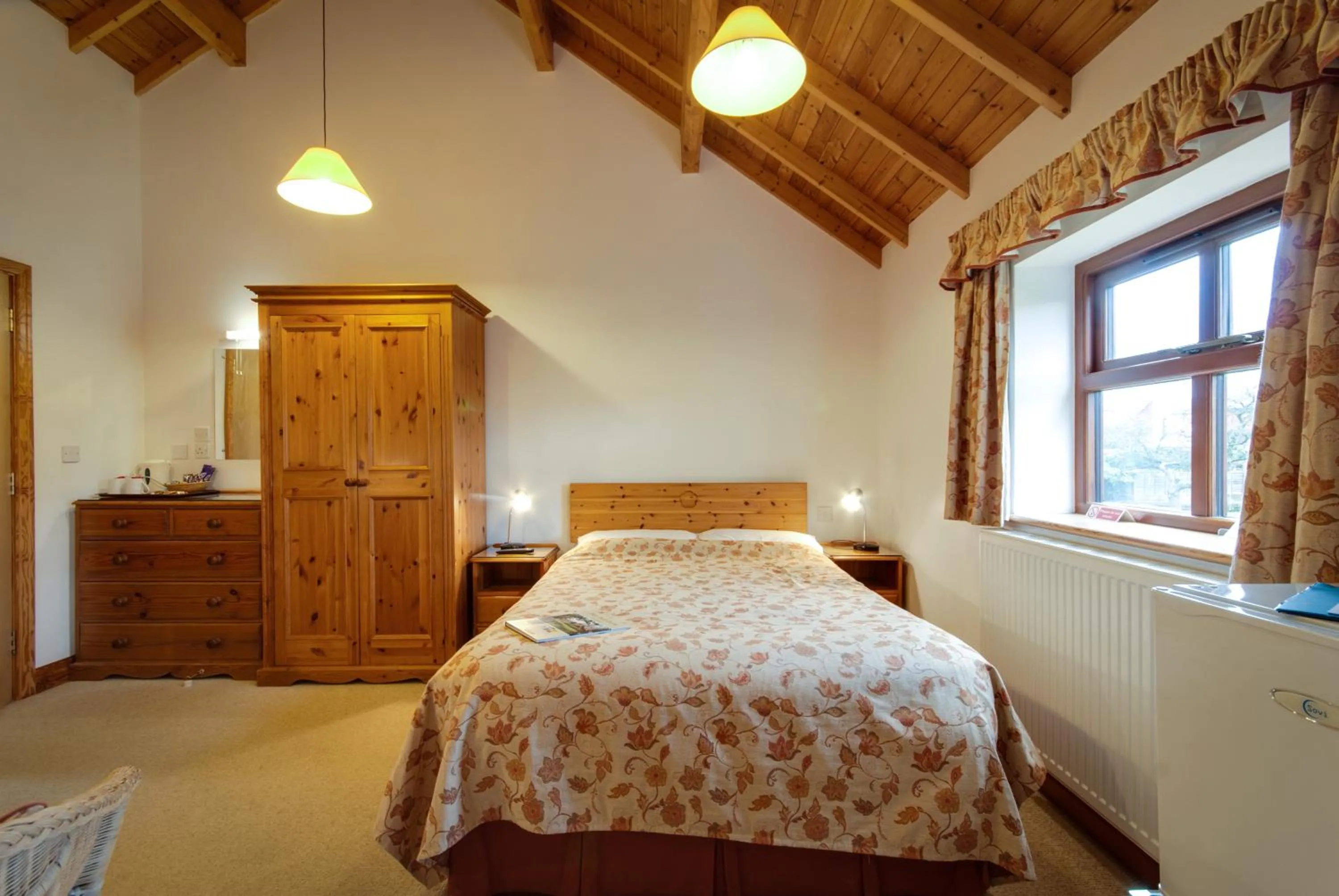 Bedroom, Bed in Parr Hall Farm, Eccleston