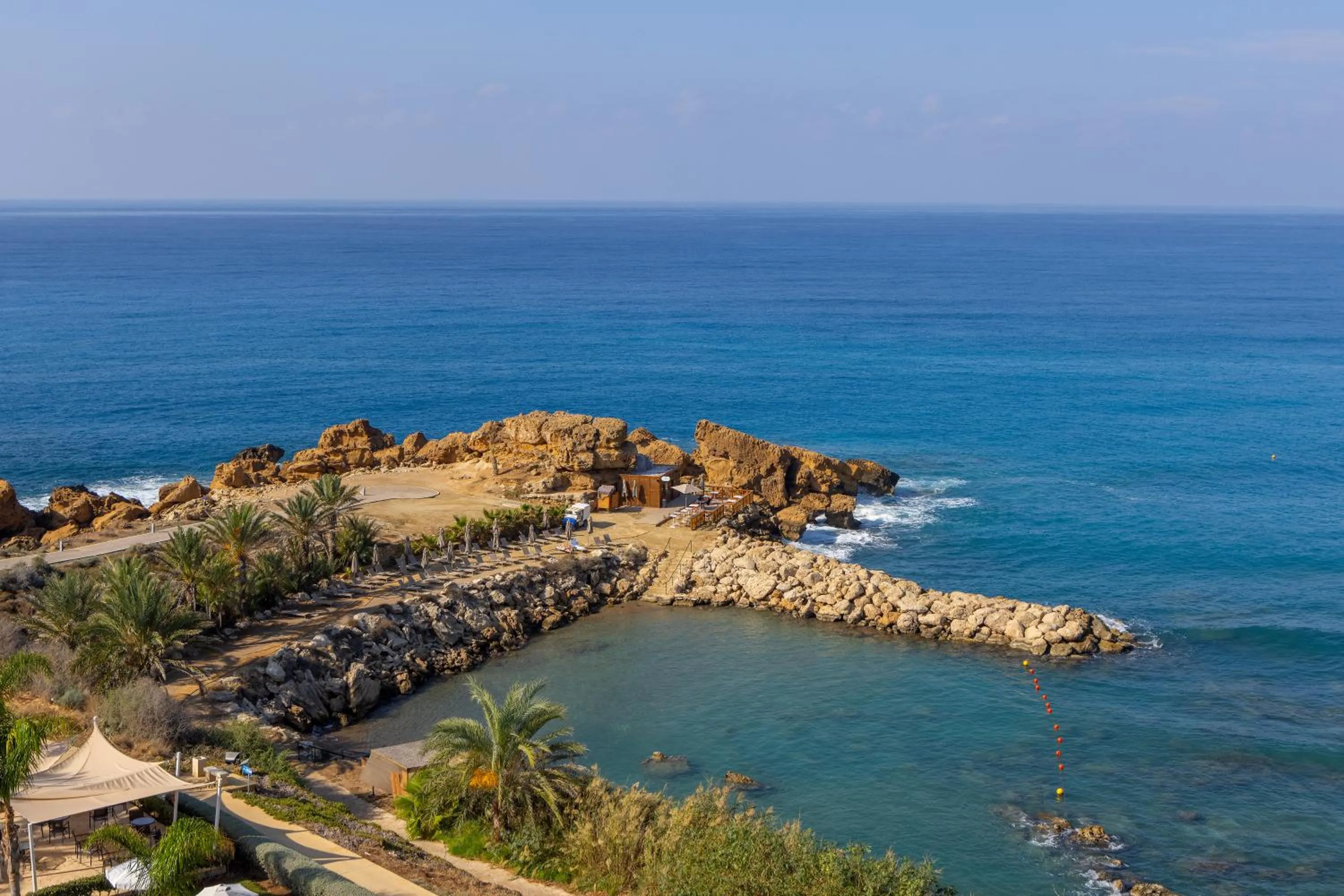 Beach in Queens Bay Hotel