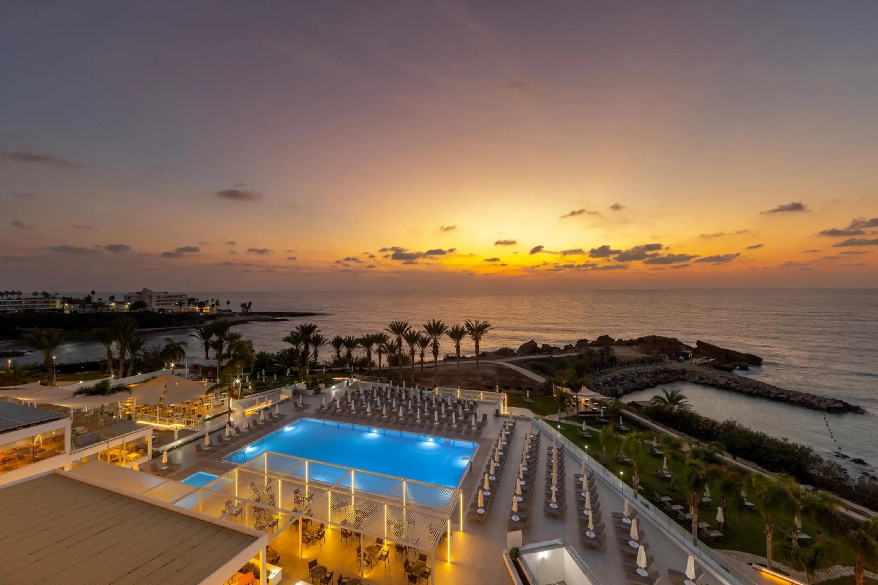 Pool view in Queens Bay Hotel Pool view in Queens Bay Hotel