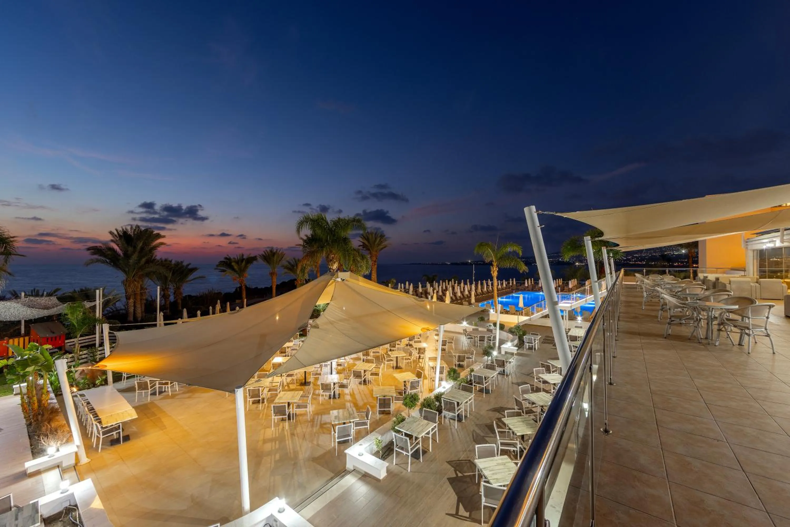 Balcony/Terrace in Queens Bay Hotel