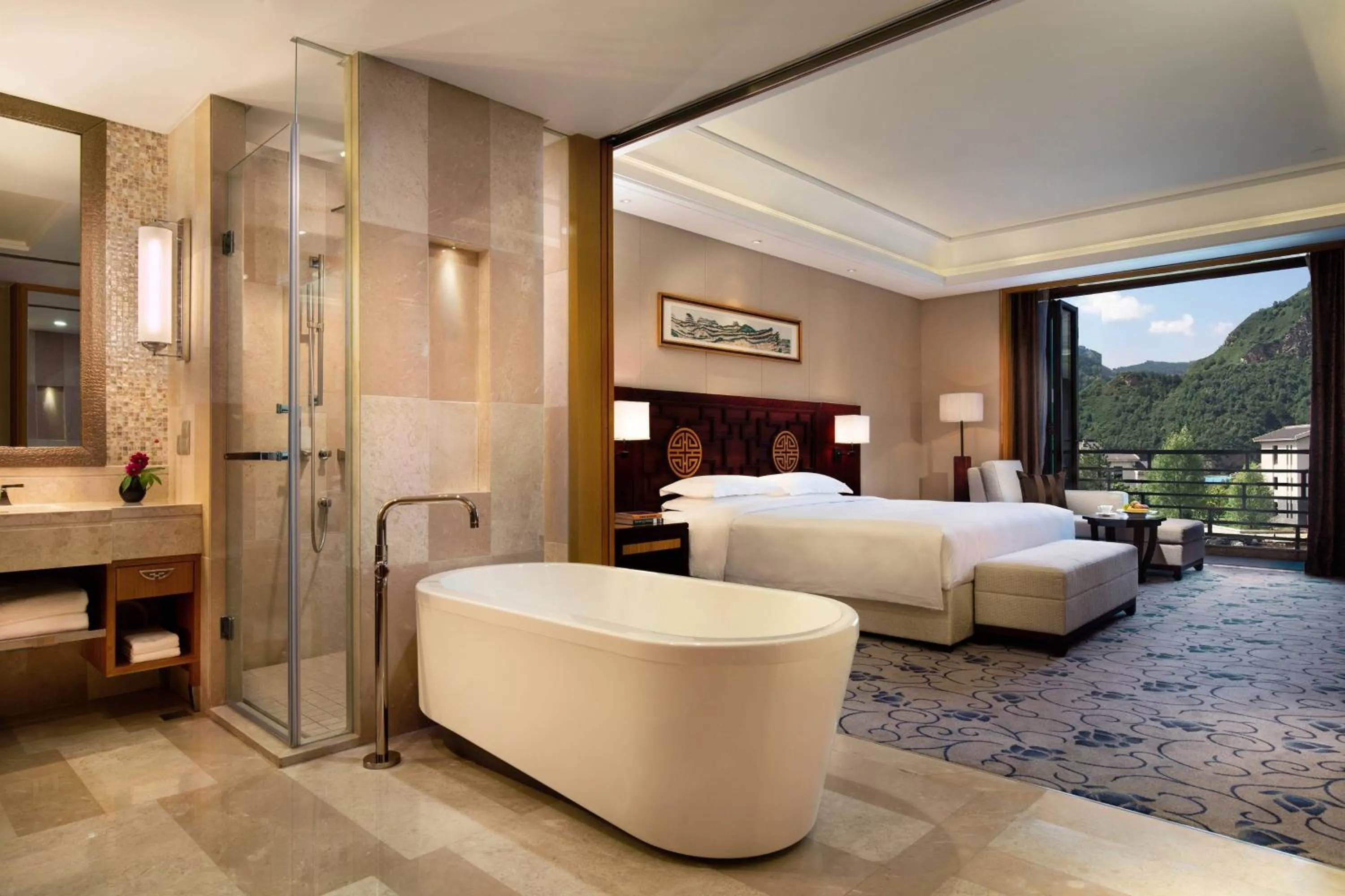 Photo of the whole room, Bed in Wutai Mountain Marriott Hotel