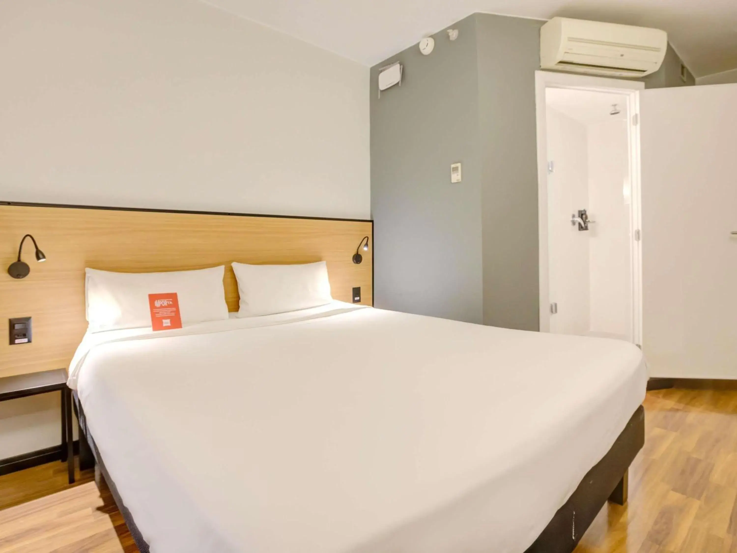 Bedroom, Bed in ibis Rio de Janeiro Botafogo Bedroom, Bed in ibis Rio de Janeiro Botafogo