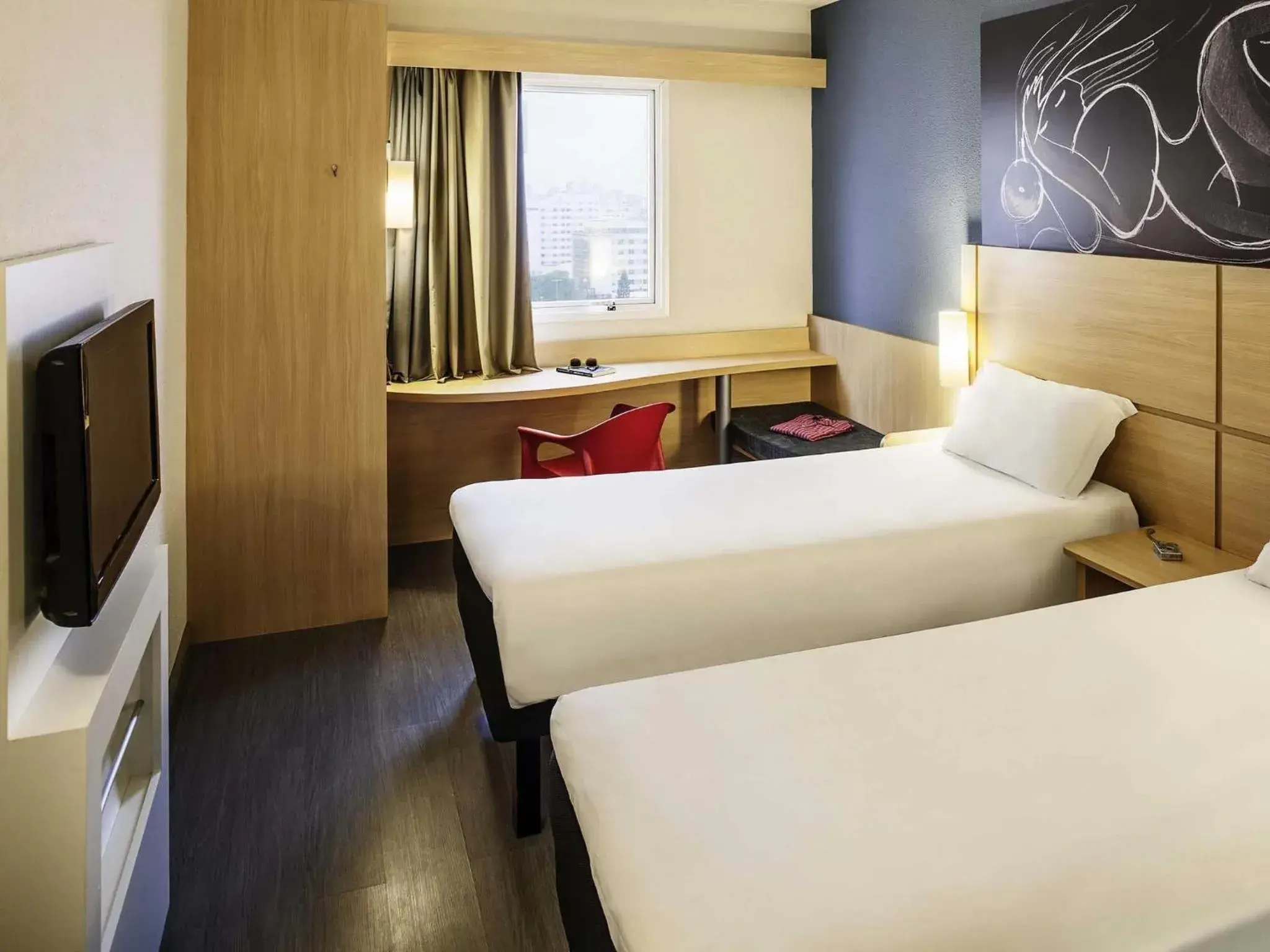 Bedroom, Bed in ibis Macae Bedroom, Bed in ibis Macae