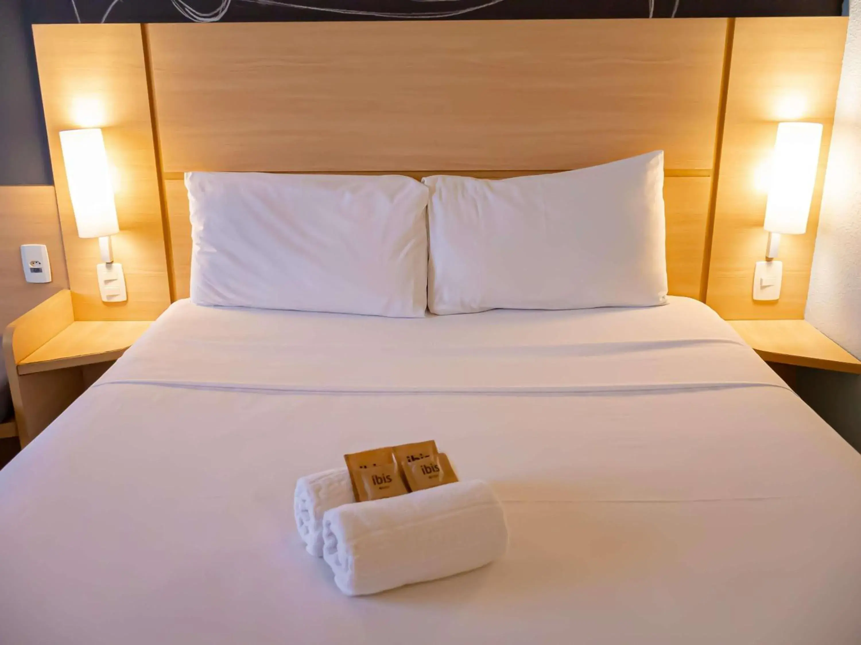 Bedroom, Bed in ibis Macae Bedroom, Bed in ibis Macae