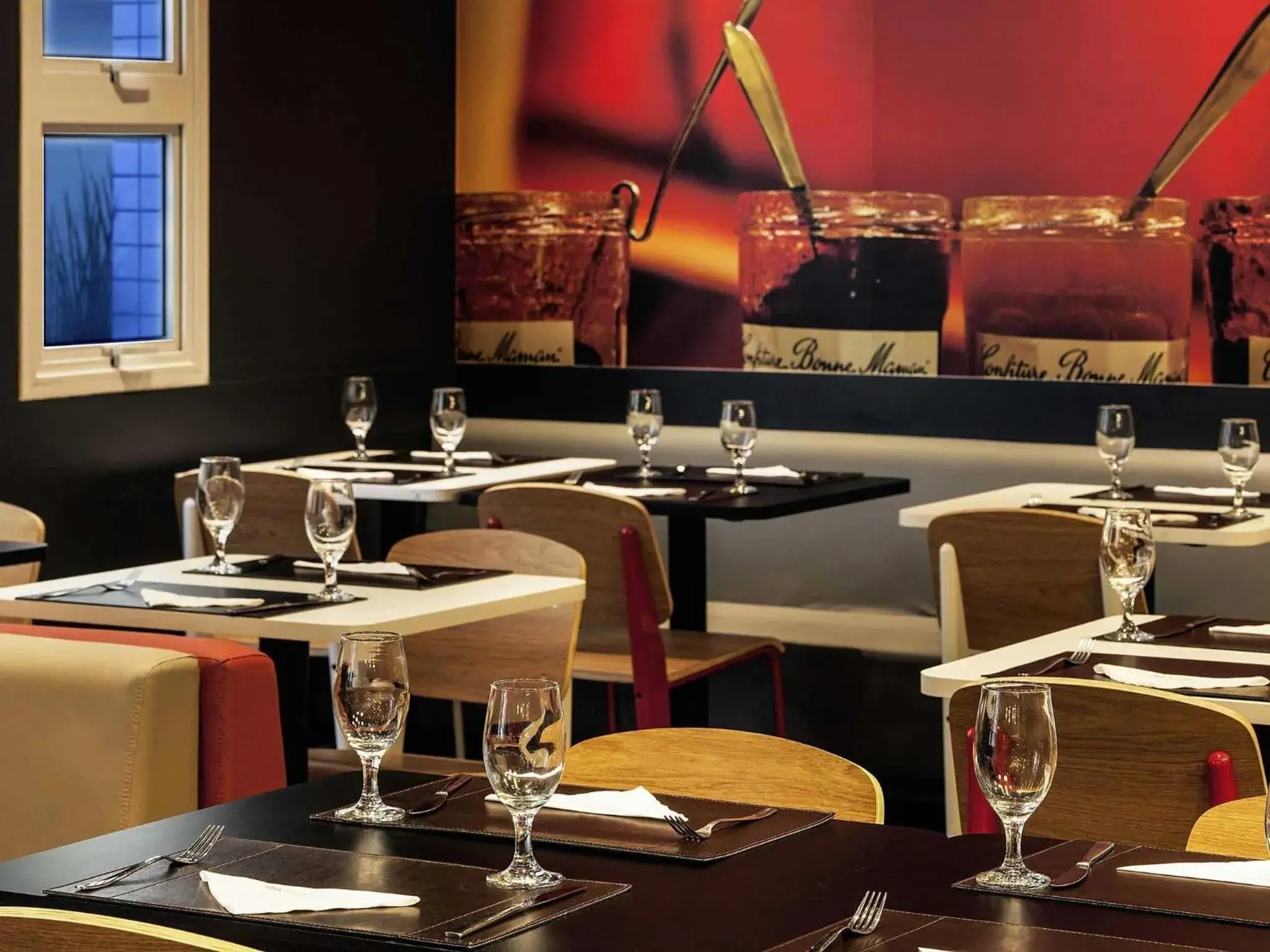 Restaurant/places to eat in ibis Macae Restaurant/places to eat in ibis Macae