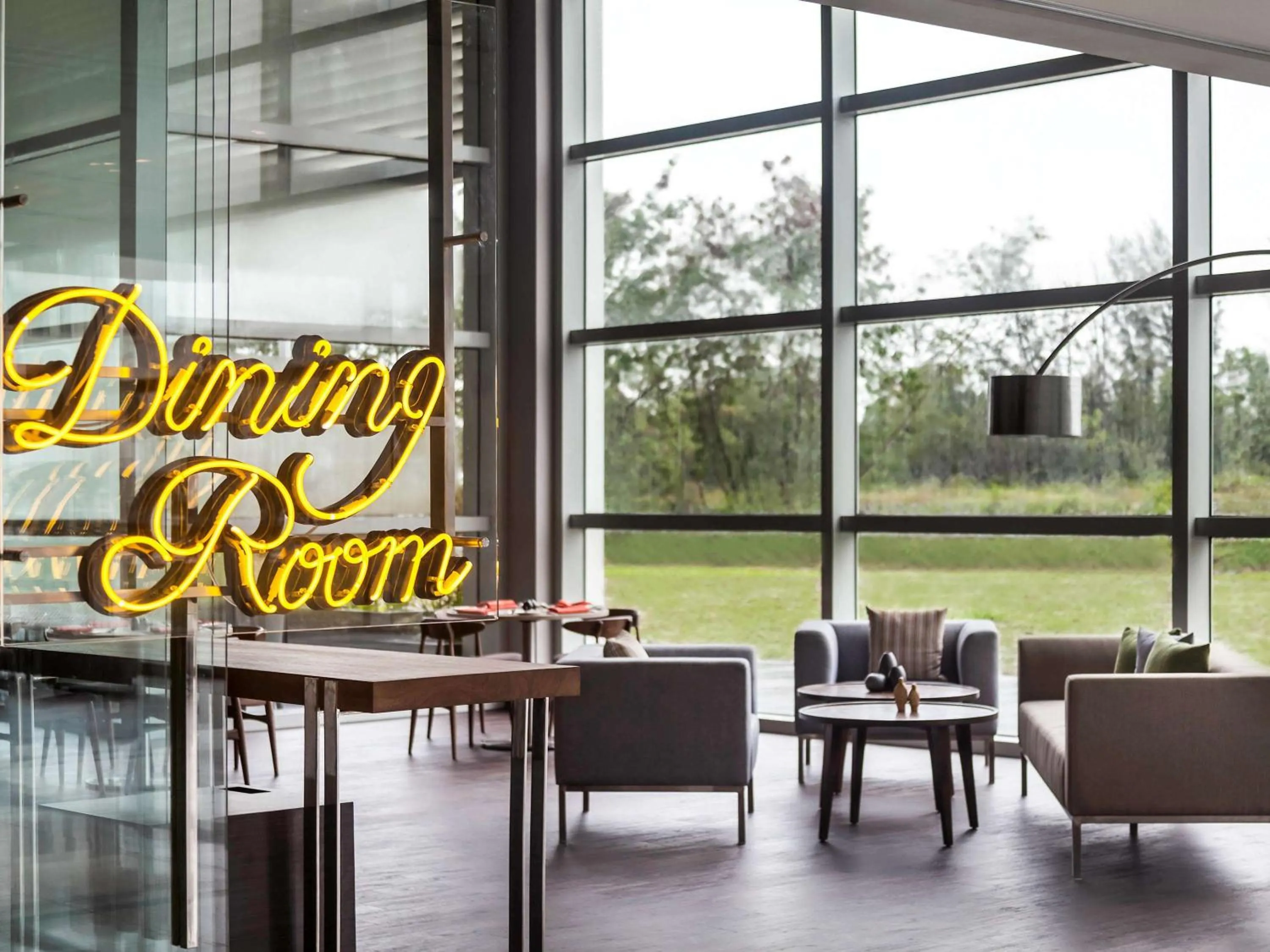 Restaurant/places to eat in Pullman Miri Waterfront