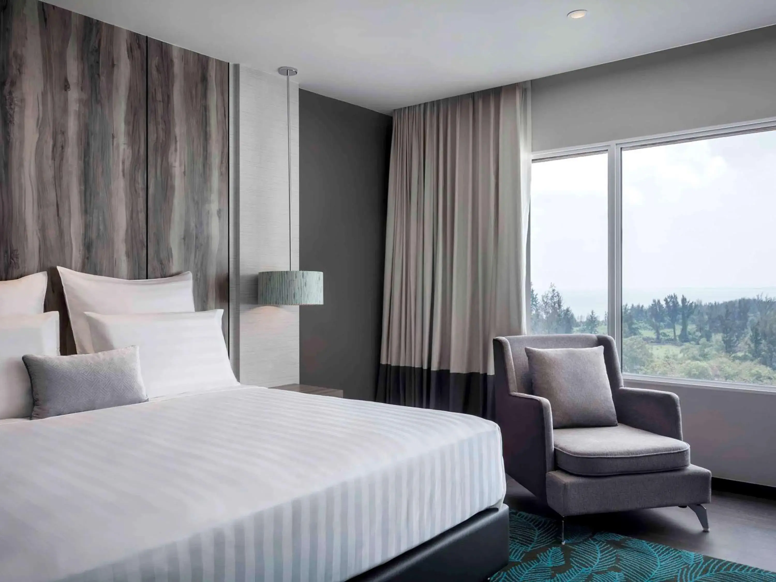 Photo of the whole room, Bed in Pullman Miri Waterfront Photo of the whole room, Bed in Pullman Miri Waterfront