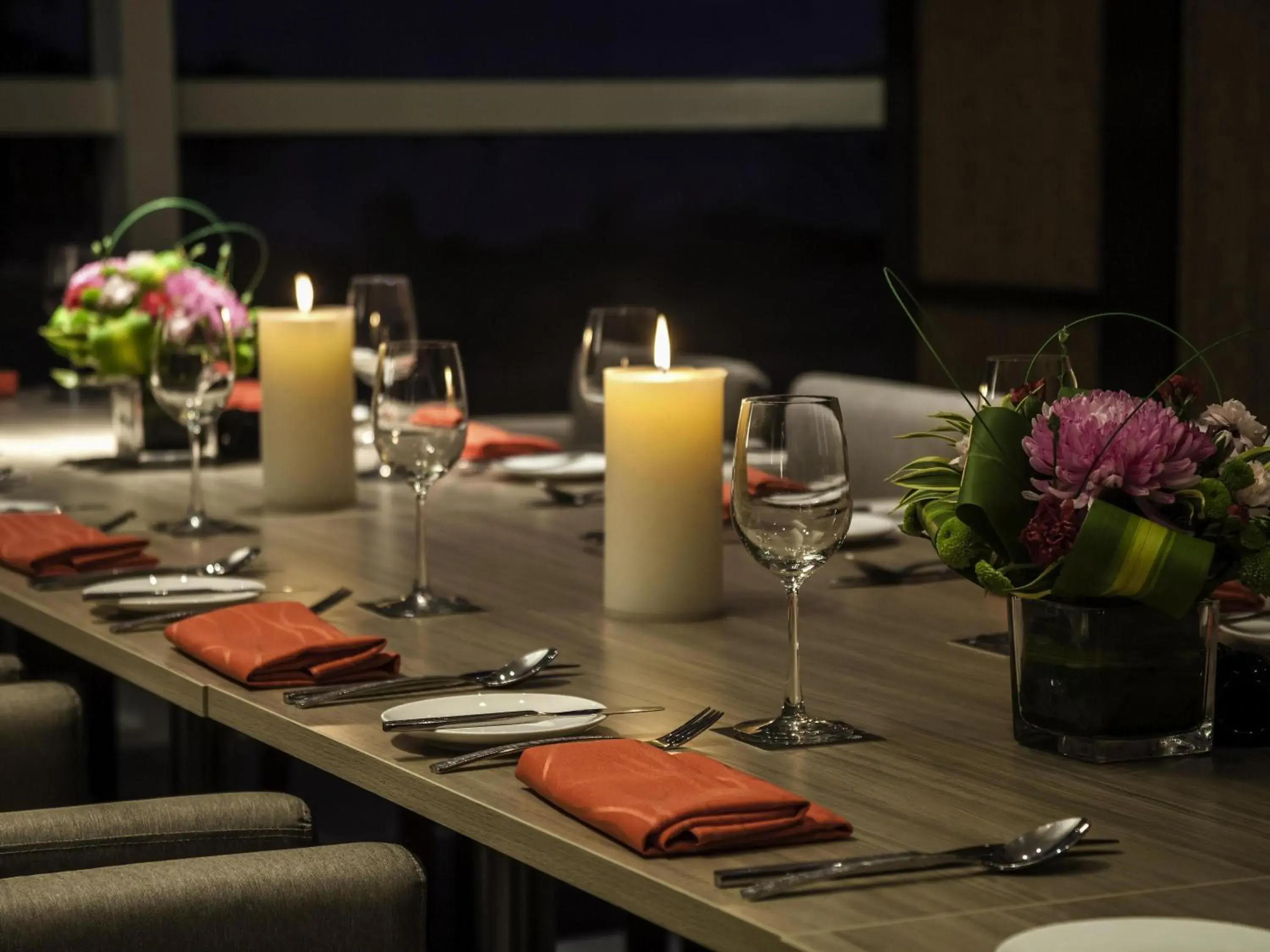 Restaurant/places to eat in Pullman Miri Waterfront Restaurant/places to eat in Pullman Miri Waterfront