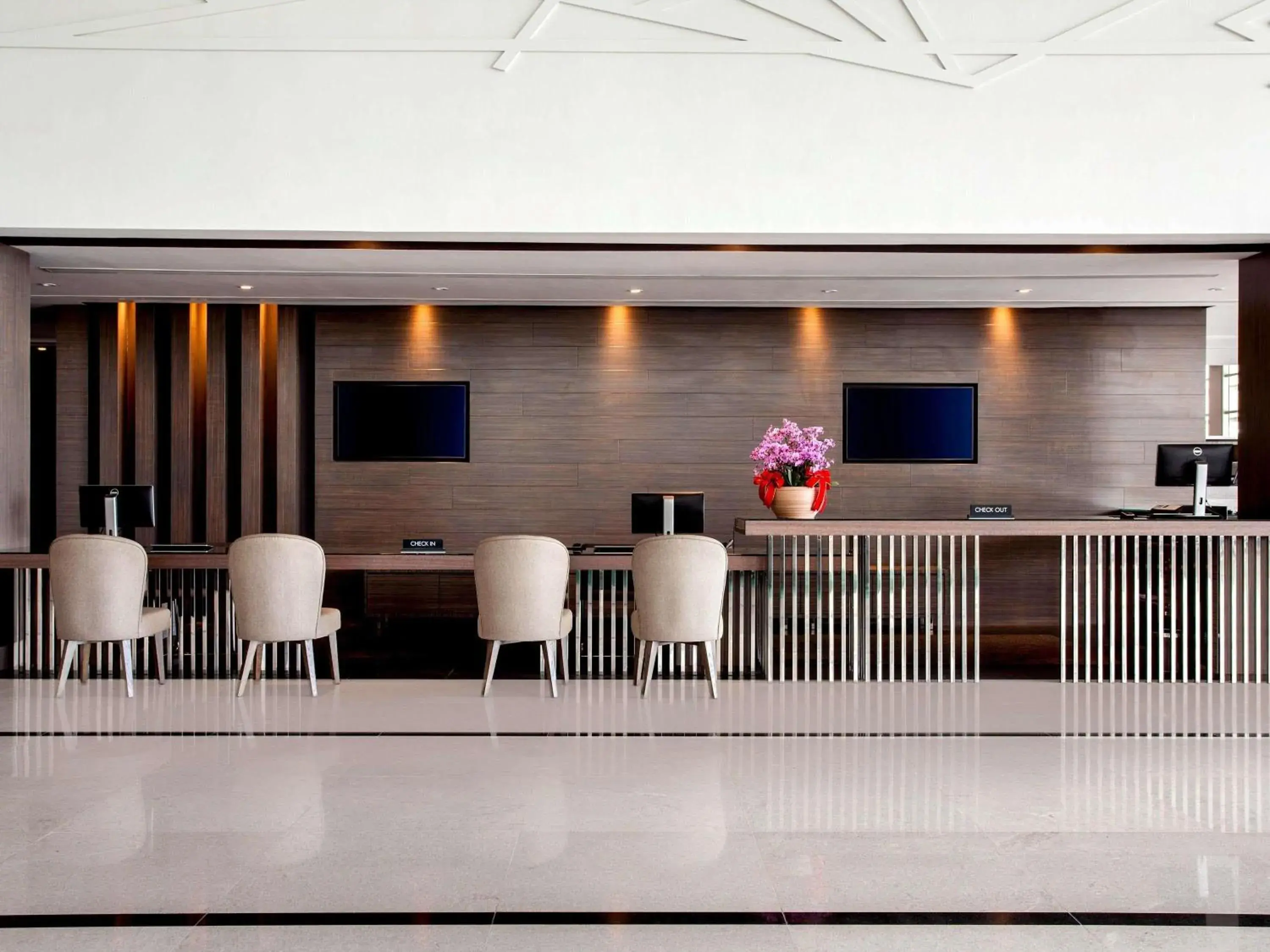 Property building in Pullman Miri Waterfront Property building in Pullman Miri Waterfront