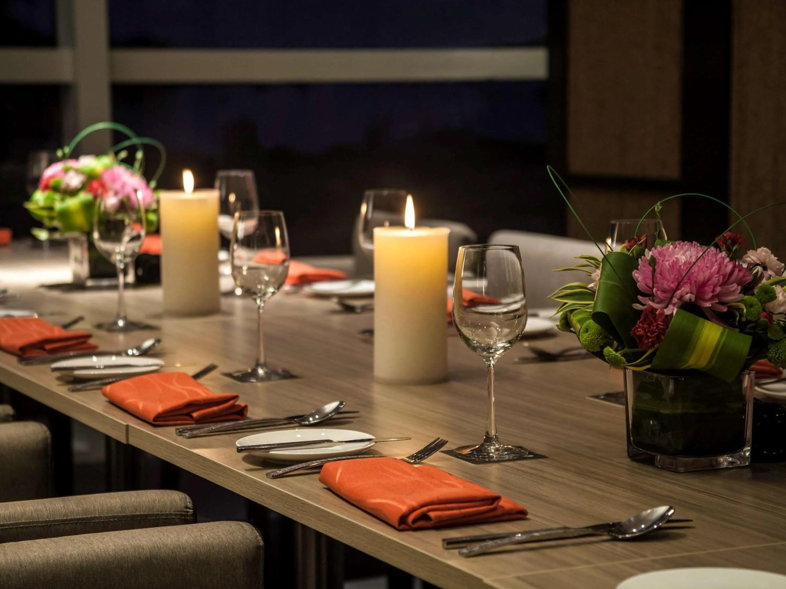 Restaurant/places to eat in Pullman Miri Waterfront