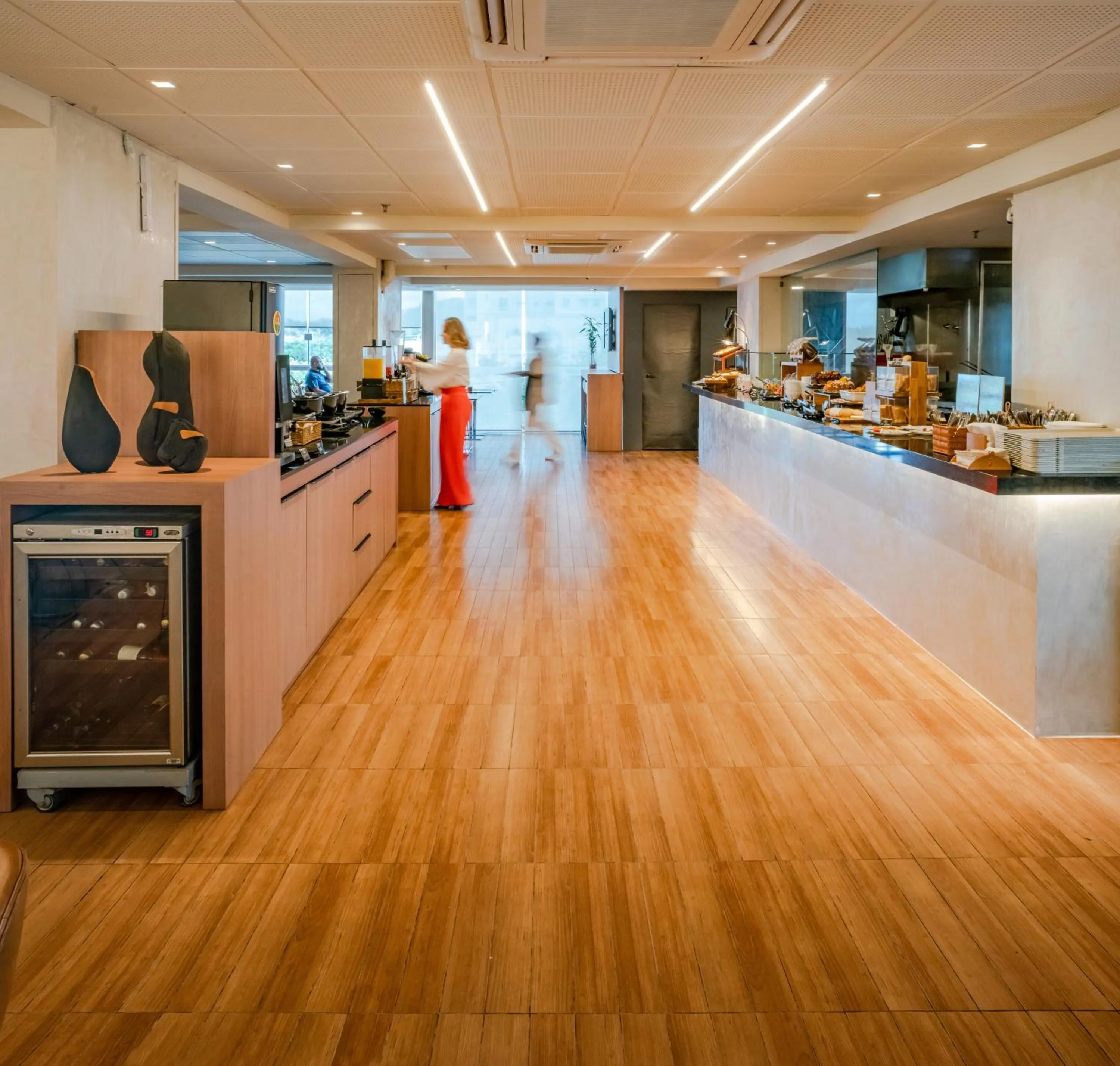 Restaurant/places to eat in ibis Sao Luis