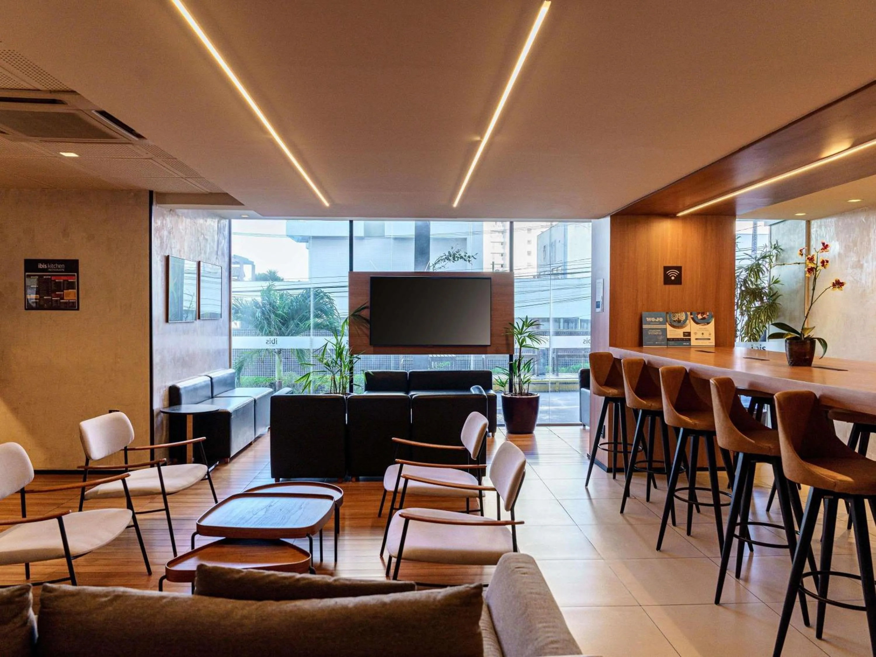 Lounge or bar in ibis Sao Luis