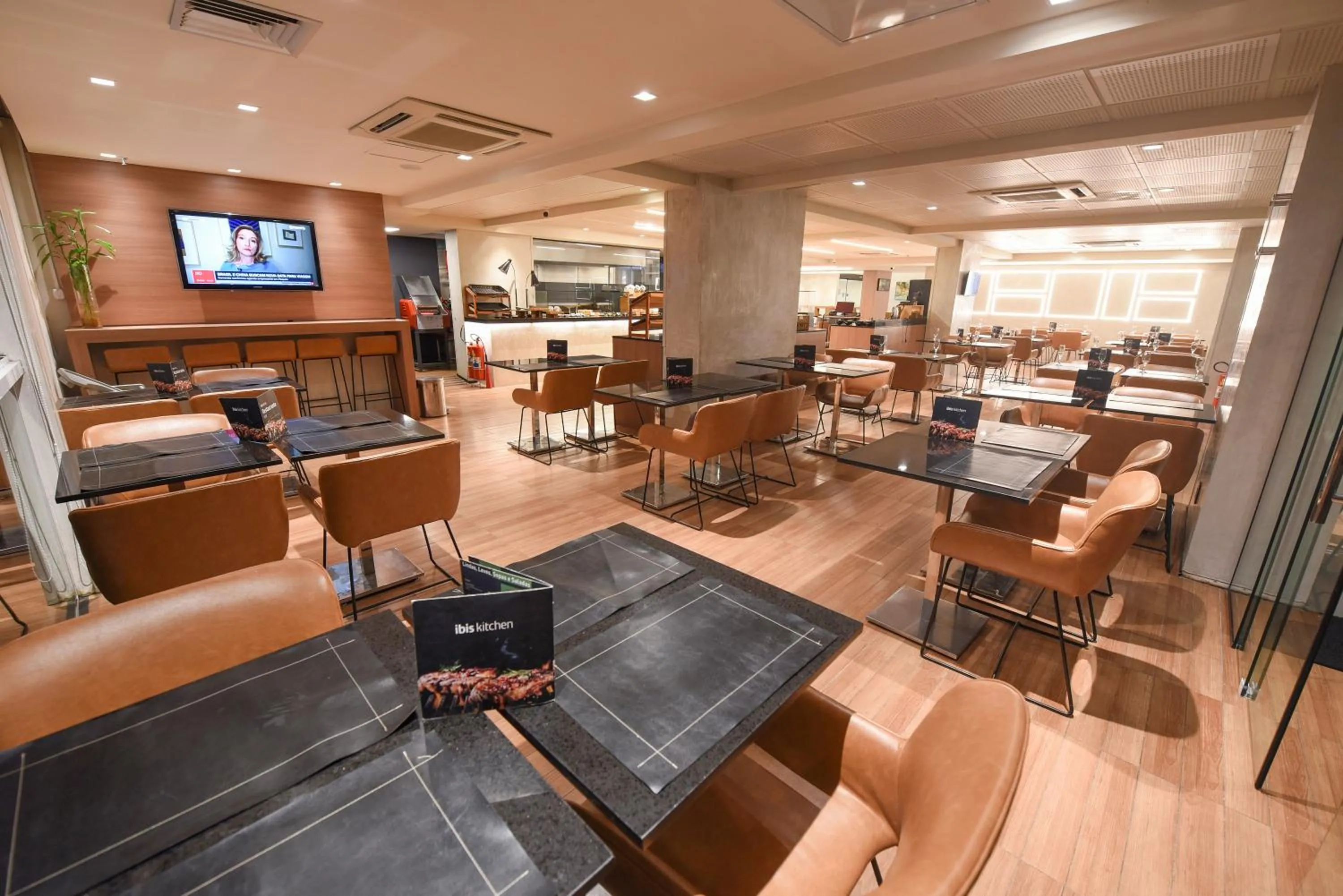 Restaurant/places to eat in ibis Sao Luis