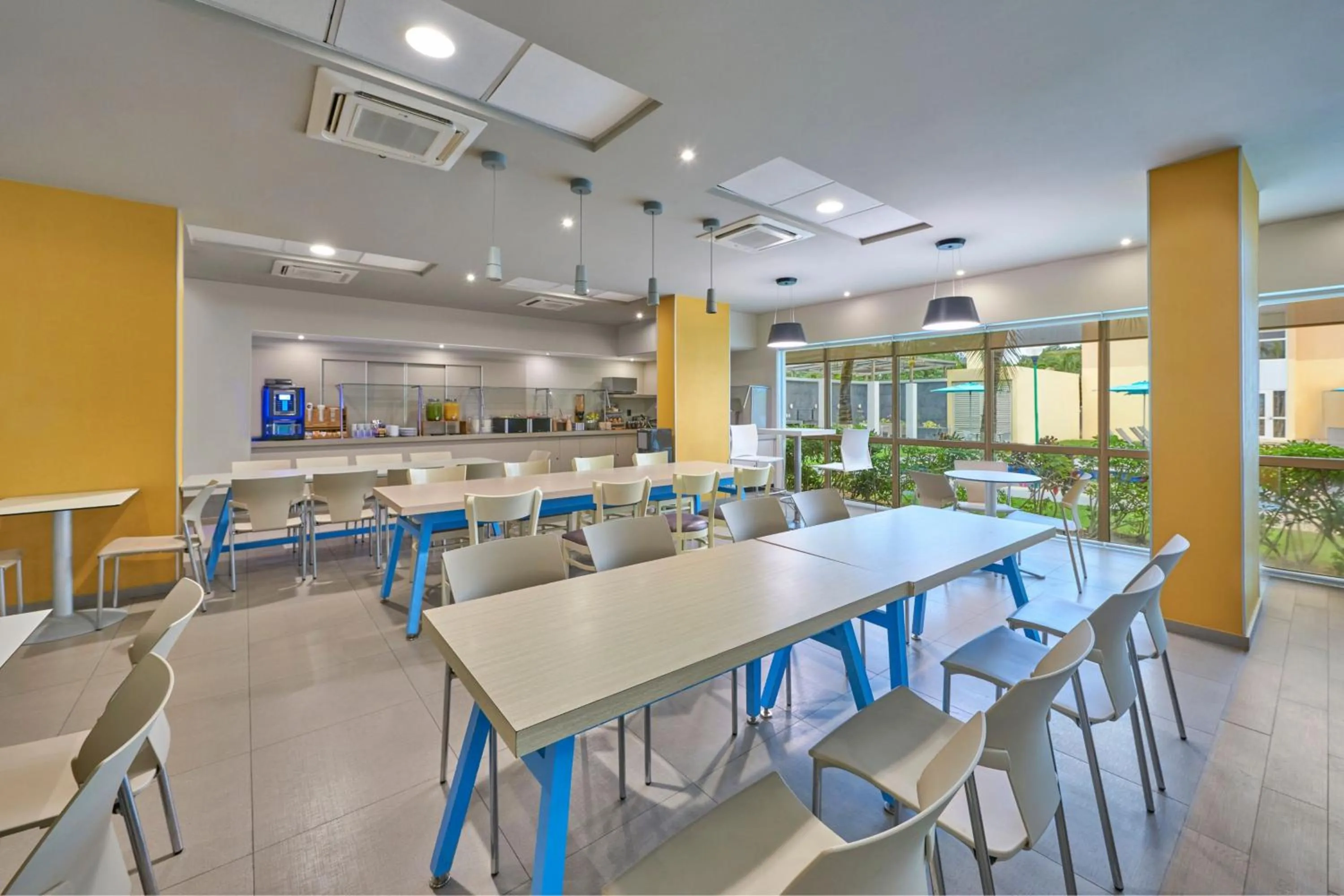 Breakfast in City Express Suites by Marriott Playa del Carmen