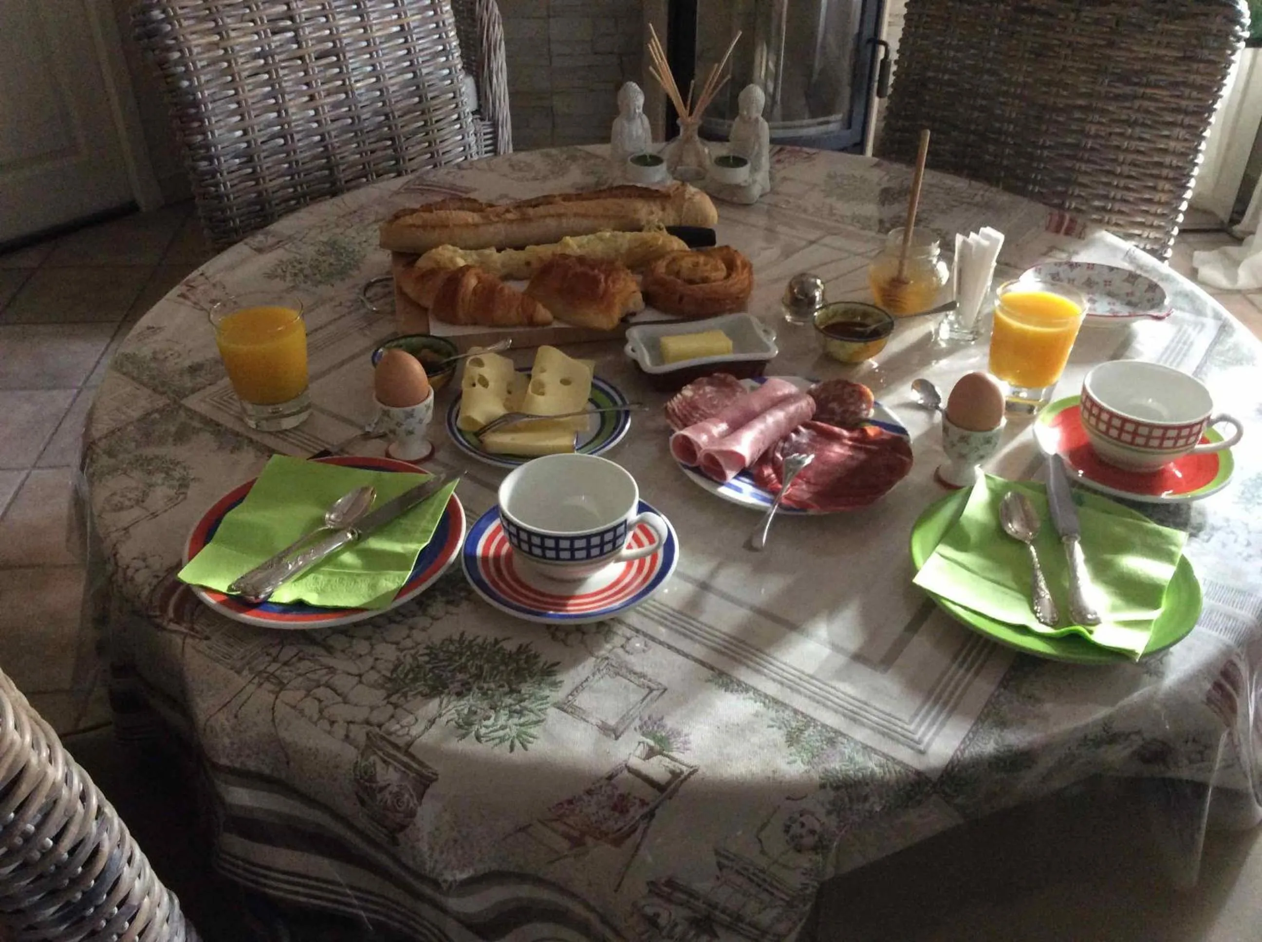 Continental breakfast in B&B Villa Viva Vitale