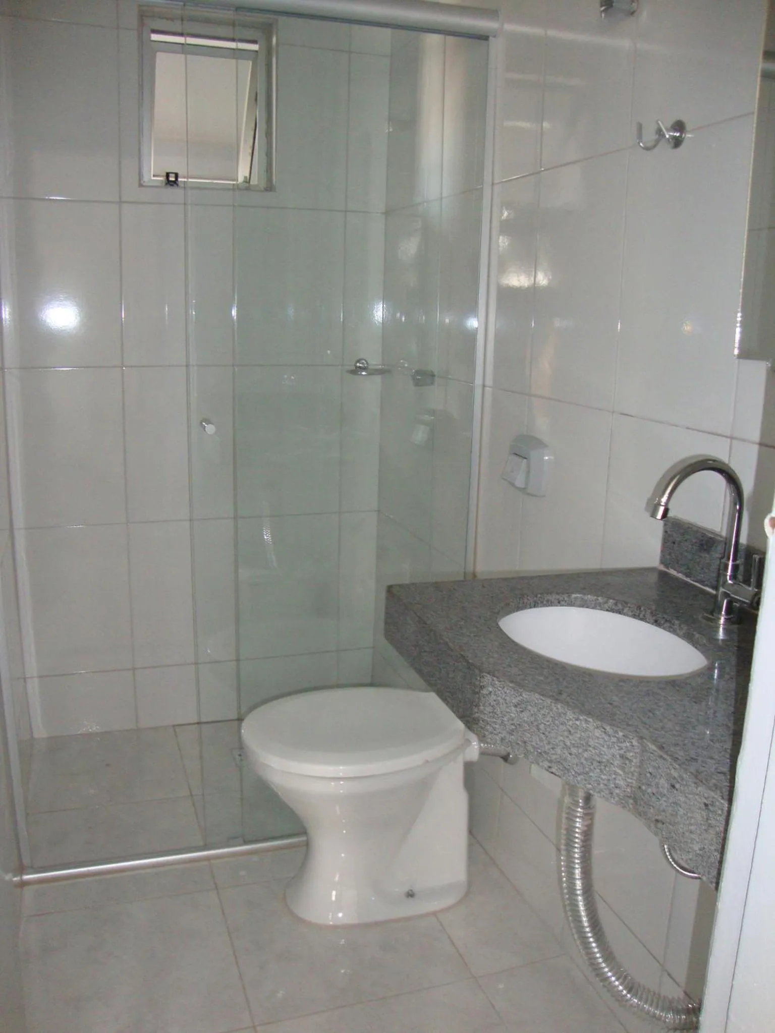 Bathroom in D'arc Hotel